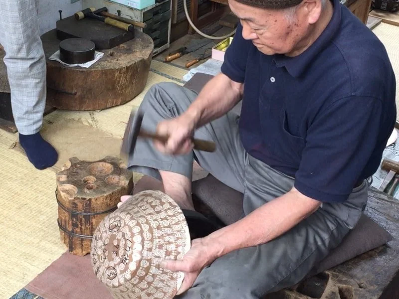  Raising! He worked for about 15 minutes. Afterward I checked the thickness - it really is almost 3mm thick. He is strong! 