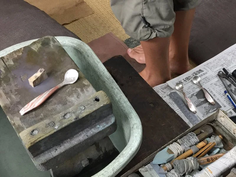  He said he makes these spoons 'for fun' - not to sell. He uses the scrap from the large discs he makes for the vessels. That's why a lot of the patterning is linear - it is showing the edge of a billet. 