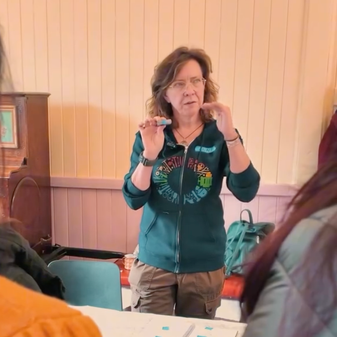 Farnham Craft Town’s Artist in Residence creative workshop inspired by the beautiful Surrey landscape.