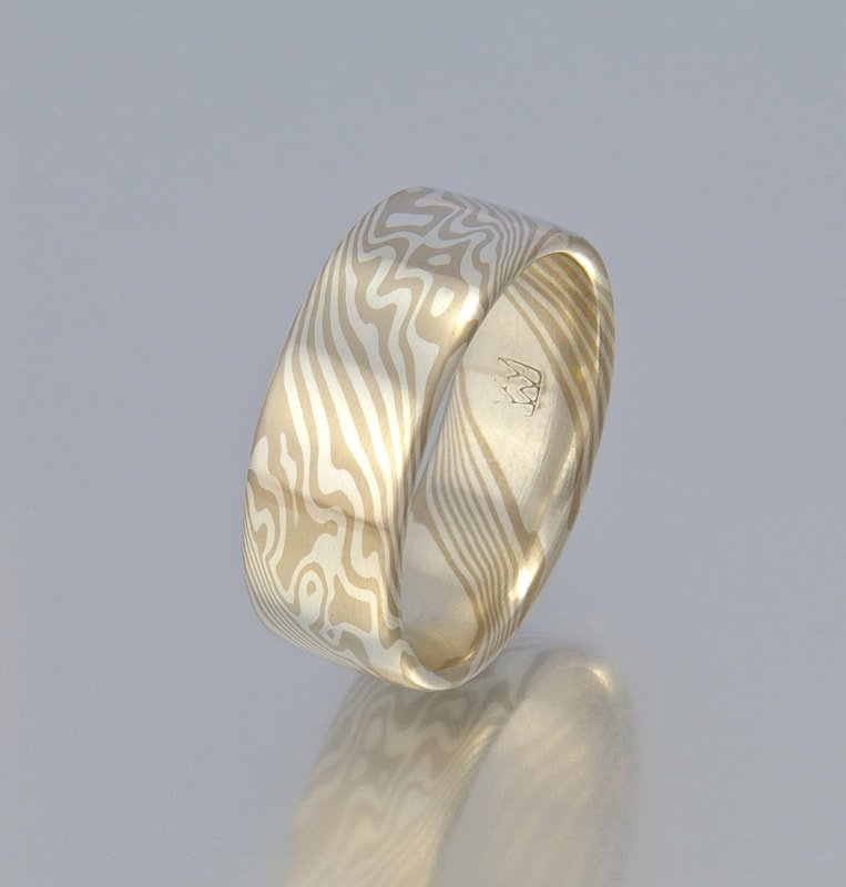 Color choice WS - 14k palladium white gold and sterling silver, smooth, flat-top profile.