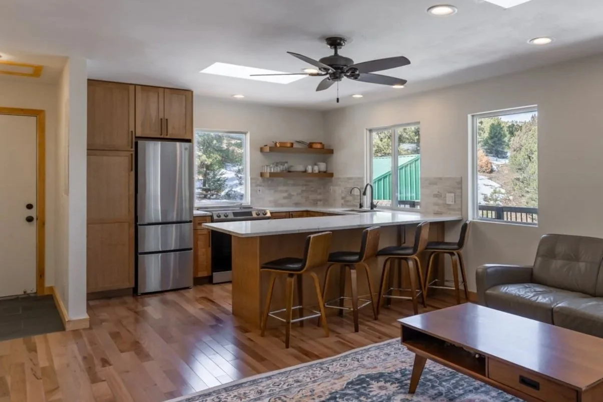 1-web-or-mls-1596 Kelly Creek Trail-1.jpg