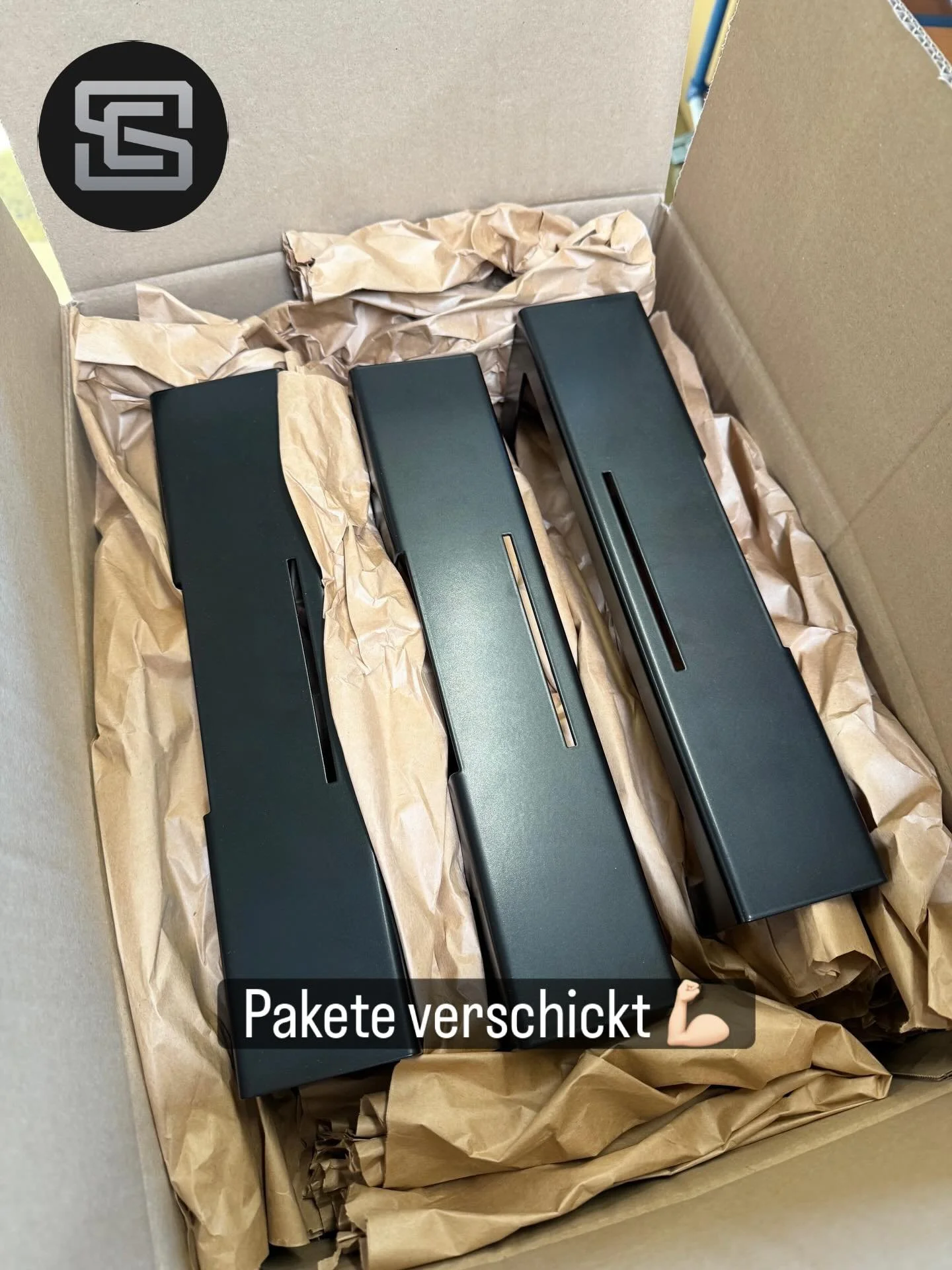 Eure Bestellungen sind auf dem Weg! 🙏📦
Lager gut gef&uuml;llt!

Nicht vergessen:
- Versand aus NRW per DHL
- START10 = 10 % Rabatt 
- versandkostenfrei ab 100 &euro;

www.steelcollect.com

#steelcollect #vinylcommunity #discogs #schallplattenliebe