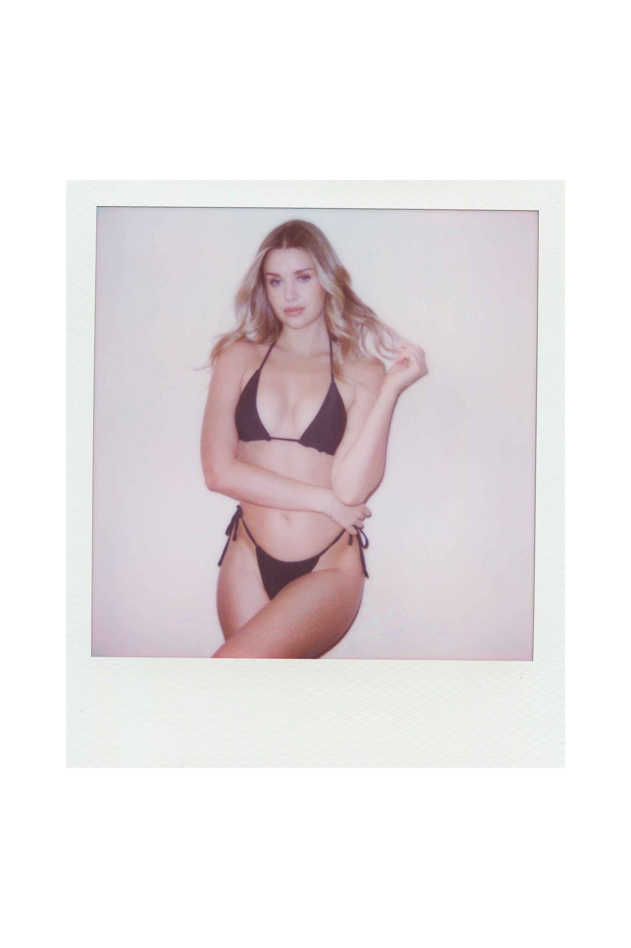 PLAYALUXE_Womenswear_Swimwear_Waikiki_Triangle_String_Bikini_Set_Black_Lifestyle_2640.jpg