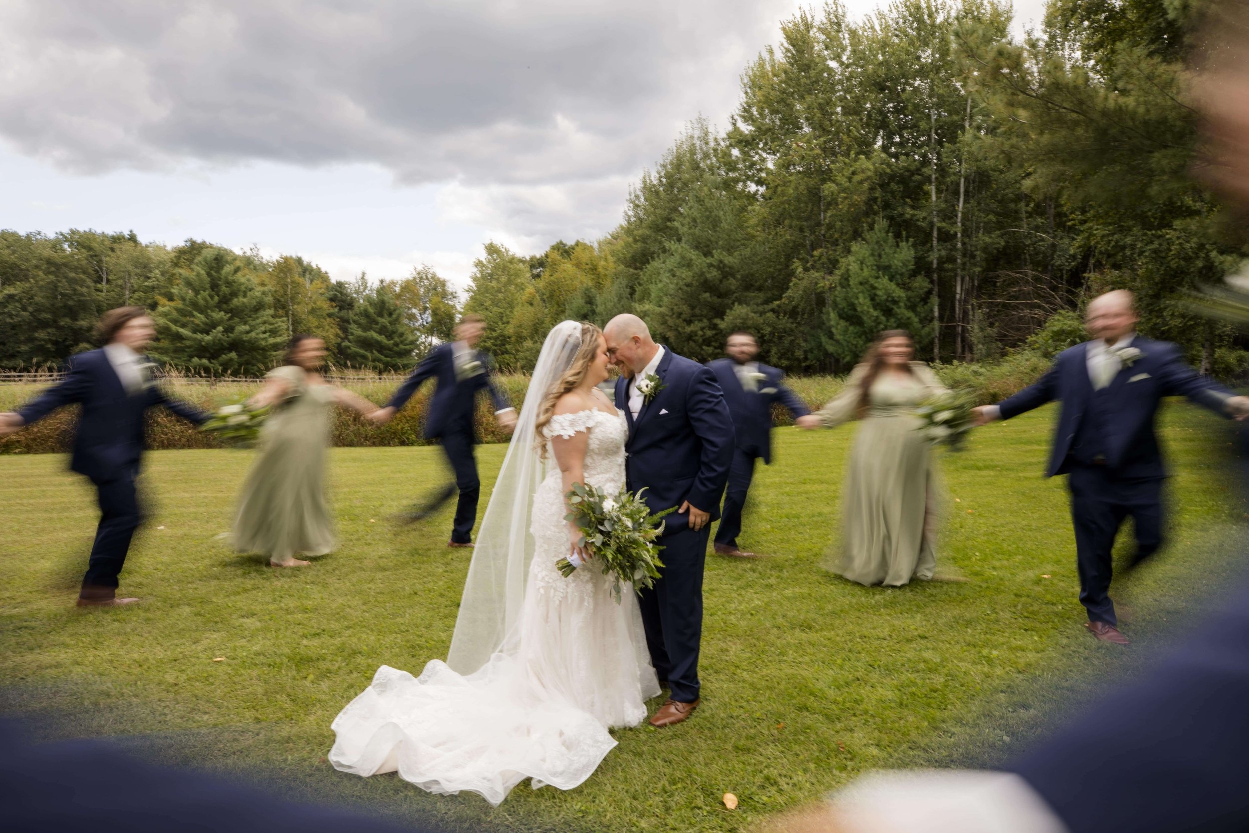 Top Small Wedding Venues &amp; Elopement Ideas: Plan Your Intimate, Unforgettable Celebration