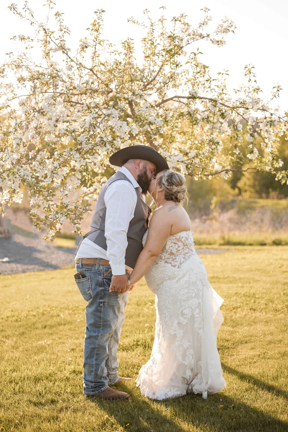 016-The Barn at Copper Creek Wedding Venue - Menomonie, WI Wedding Photographer.jpg
