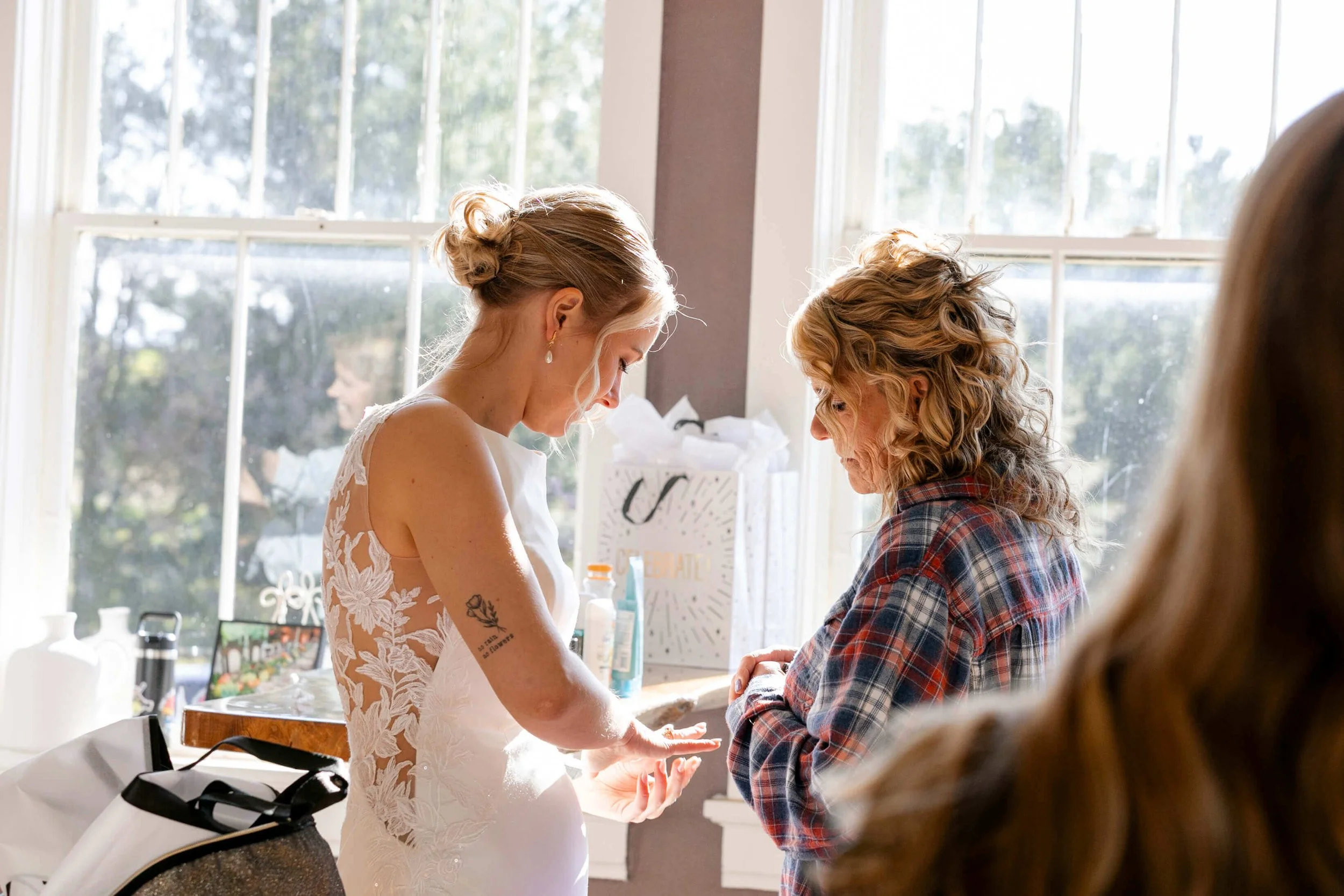 089-documentary-wedding-photography-Roosevelt-Hills-Wedding-Barronette-WI-Wedding-Photographer.jpg