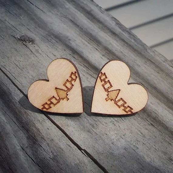 WoodenHeartsBeltStudEarrings__46847.jpg