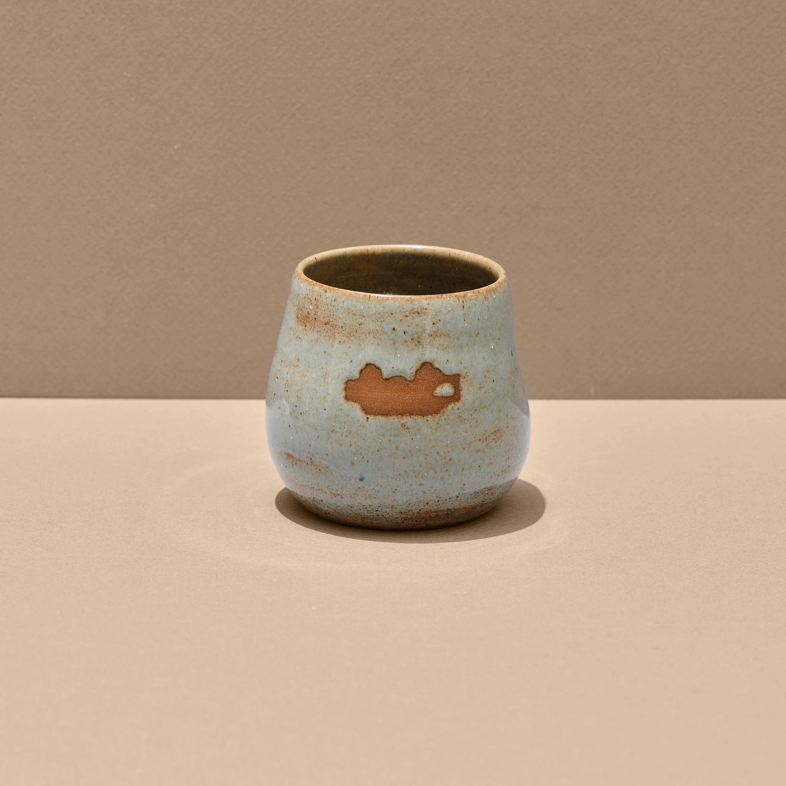 Crossing_Thumb_Mug_Wake_Water_Blue_1_FRONT.jpg