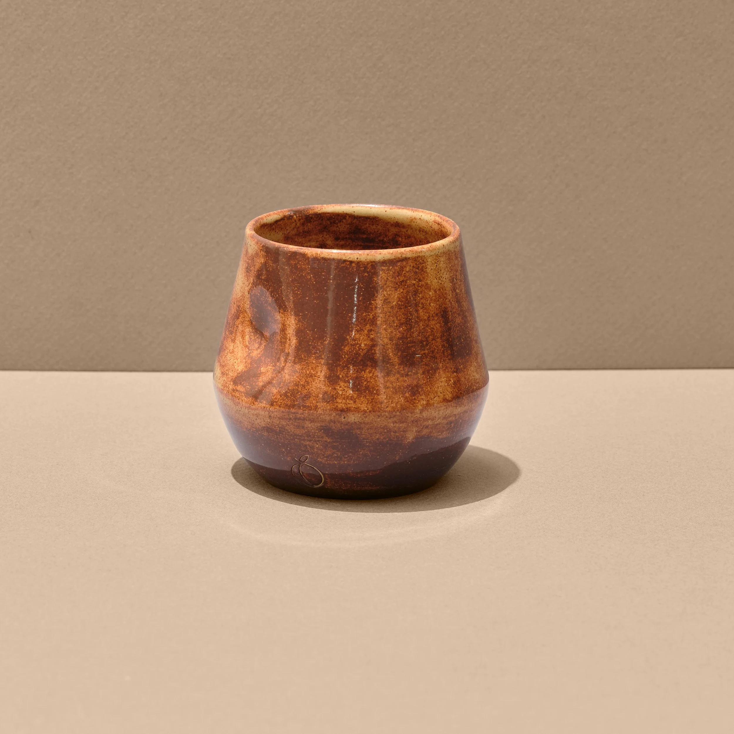 Crossing_Thumb_Cup_Rusted_Hull_1_BACK.jpg