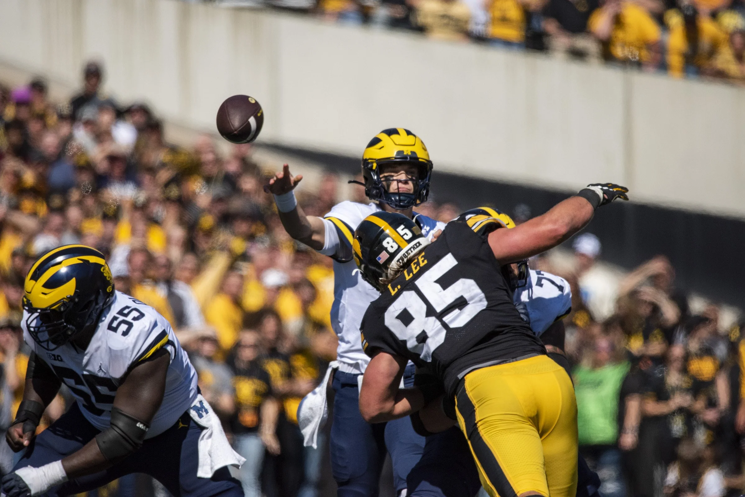 2022 FB_UM vs Iowa051.jpg