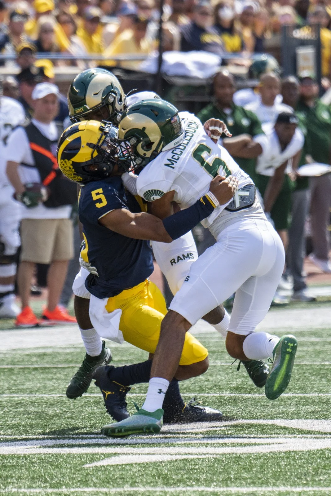 2022 FB_UM vs CSU0056.jpg