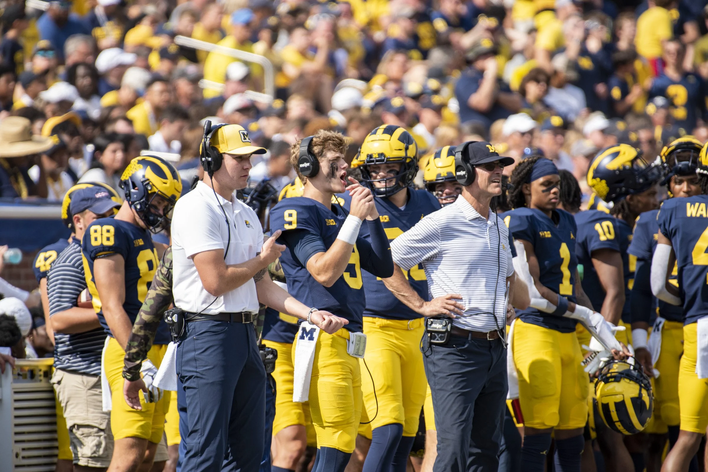 2022 FB_UM vs UCONN089.jpg