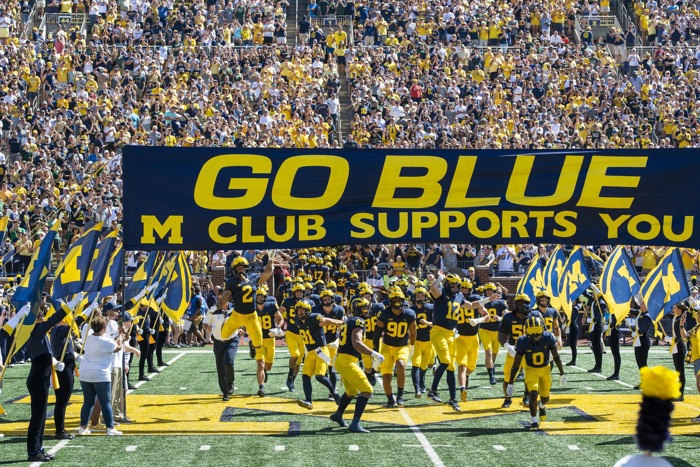 2022 FB_UM vs CSU0016.jpg