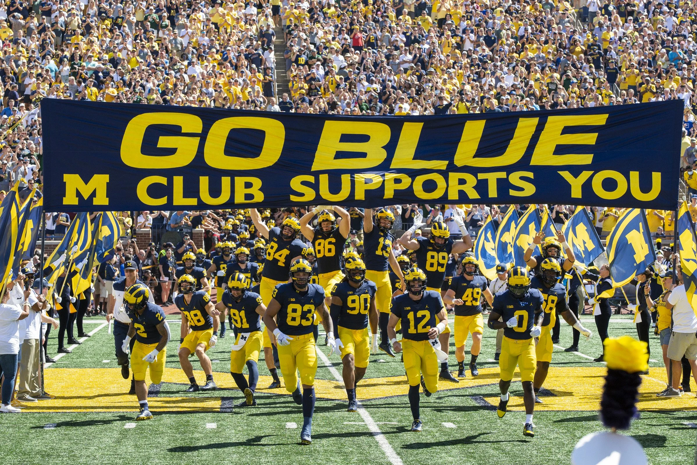 2022 FB_UM vs CSU0017.jpg