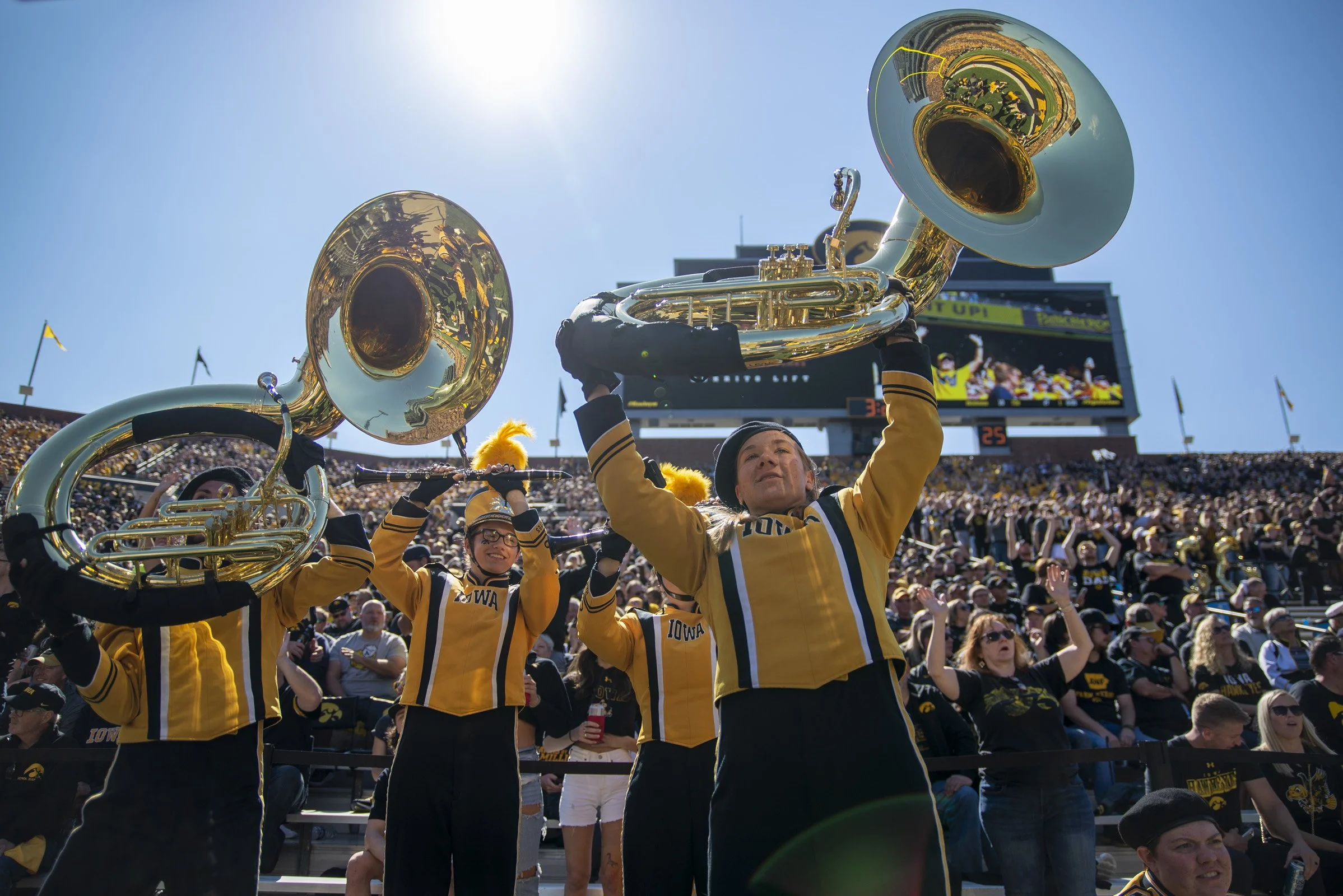 2022 FB_UM vs Iowa017.jpg