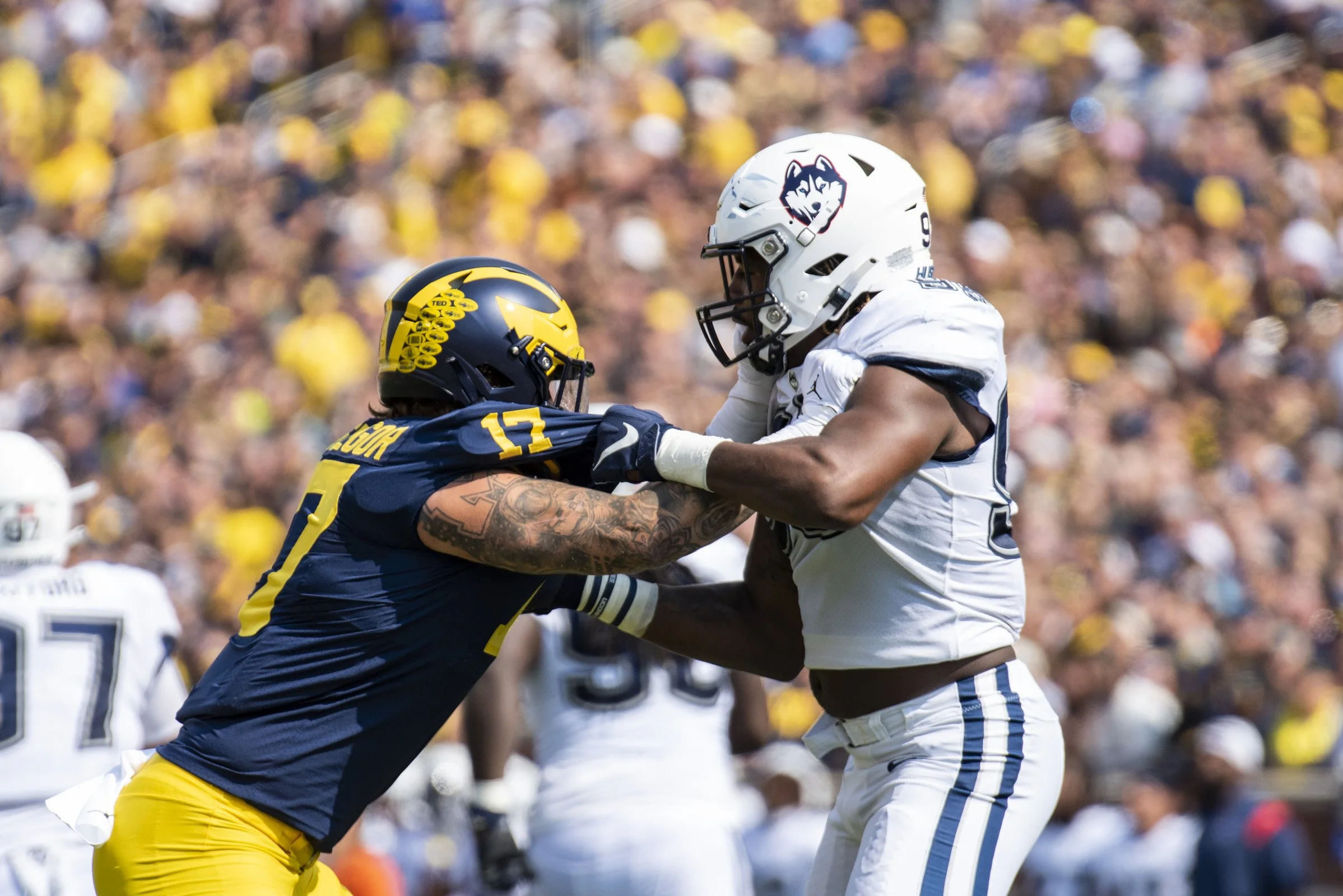 2022 FB_UM vs UCONN026.jpg