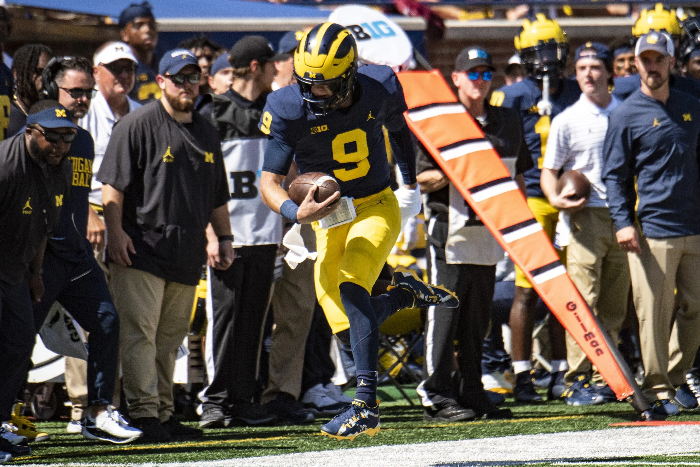 2022 FB_UM vs CSU0078.jpg