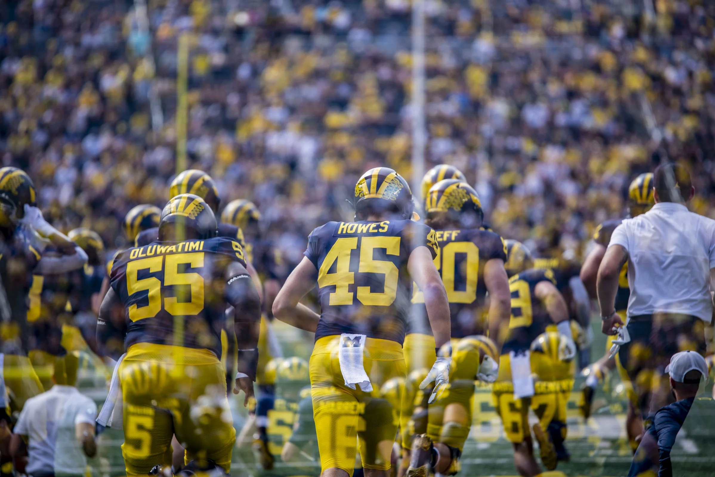 2022 FB_UM vs UCONN022.jpg