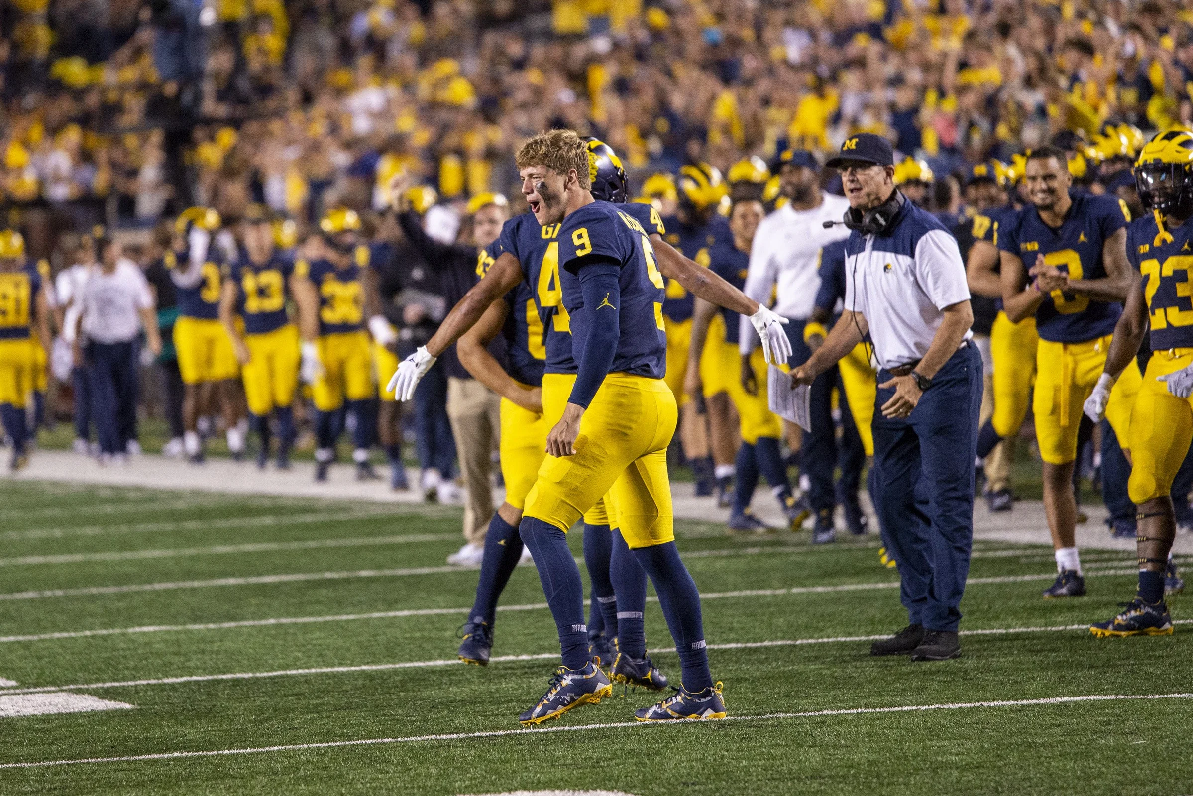 2022 FB_UM vs Hawaii0080.jpg