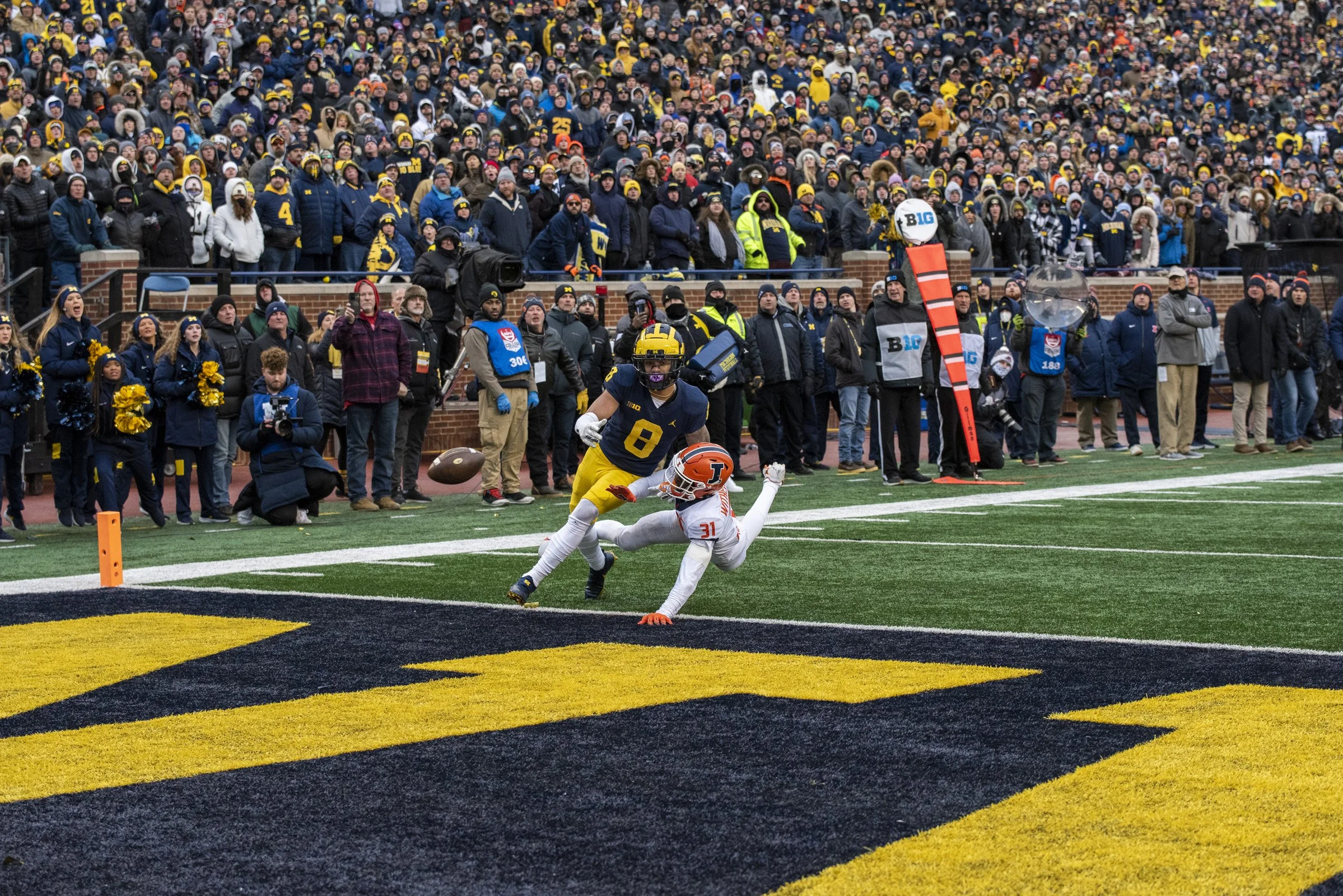 2022_FB vs Illinois_0113.jpg