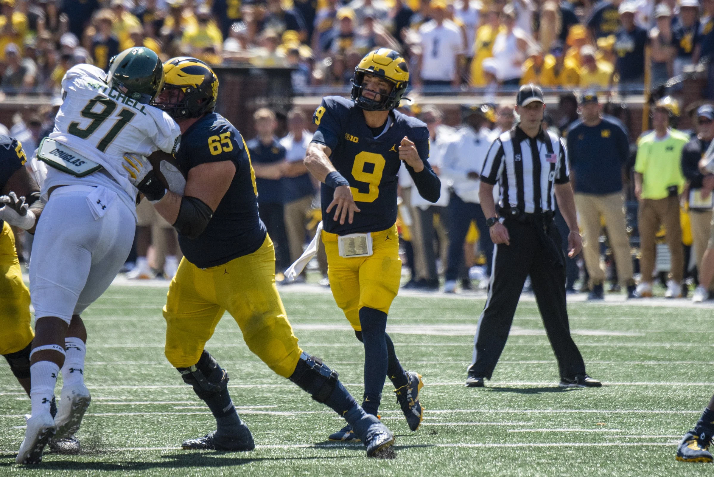 2022 FB_UM vs CSU0079.jpg