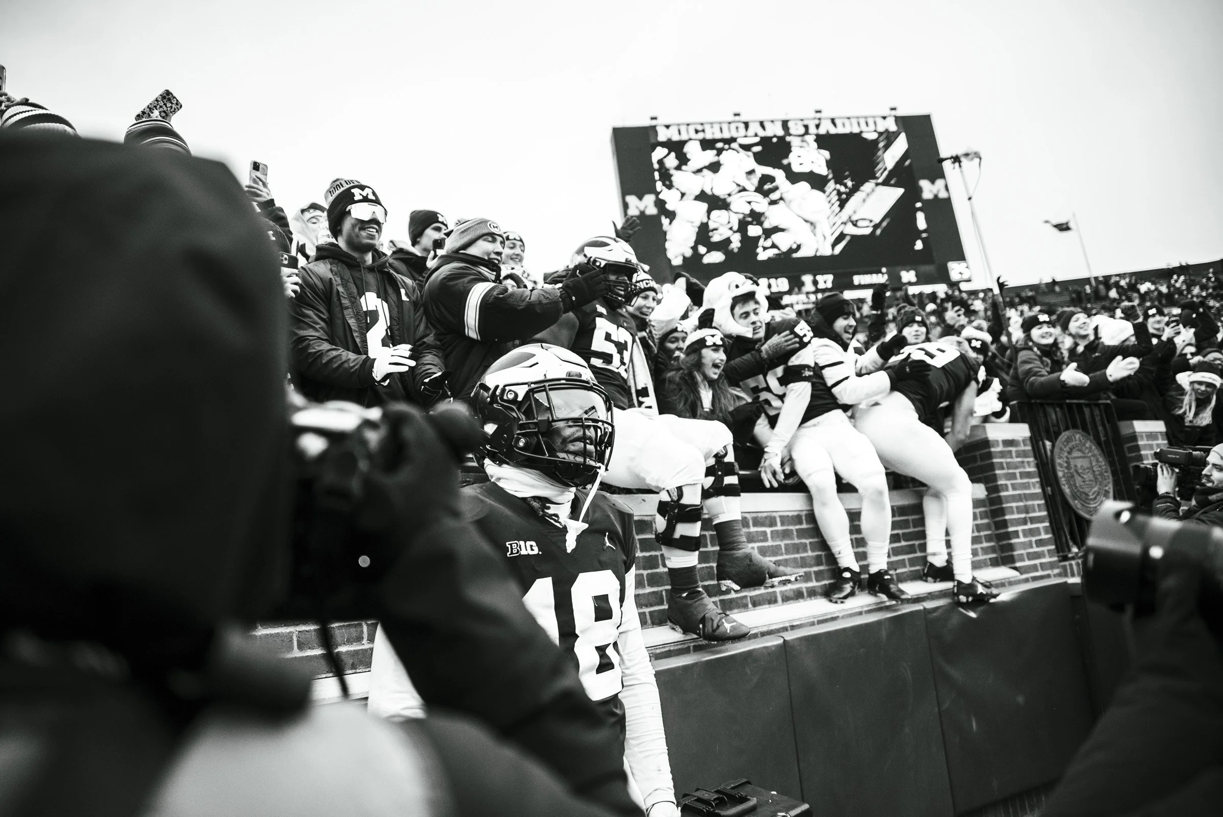 2022_FB vs Illinois_0117.jpg