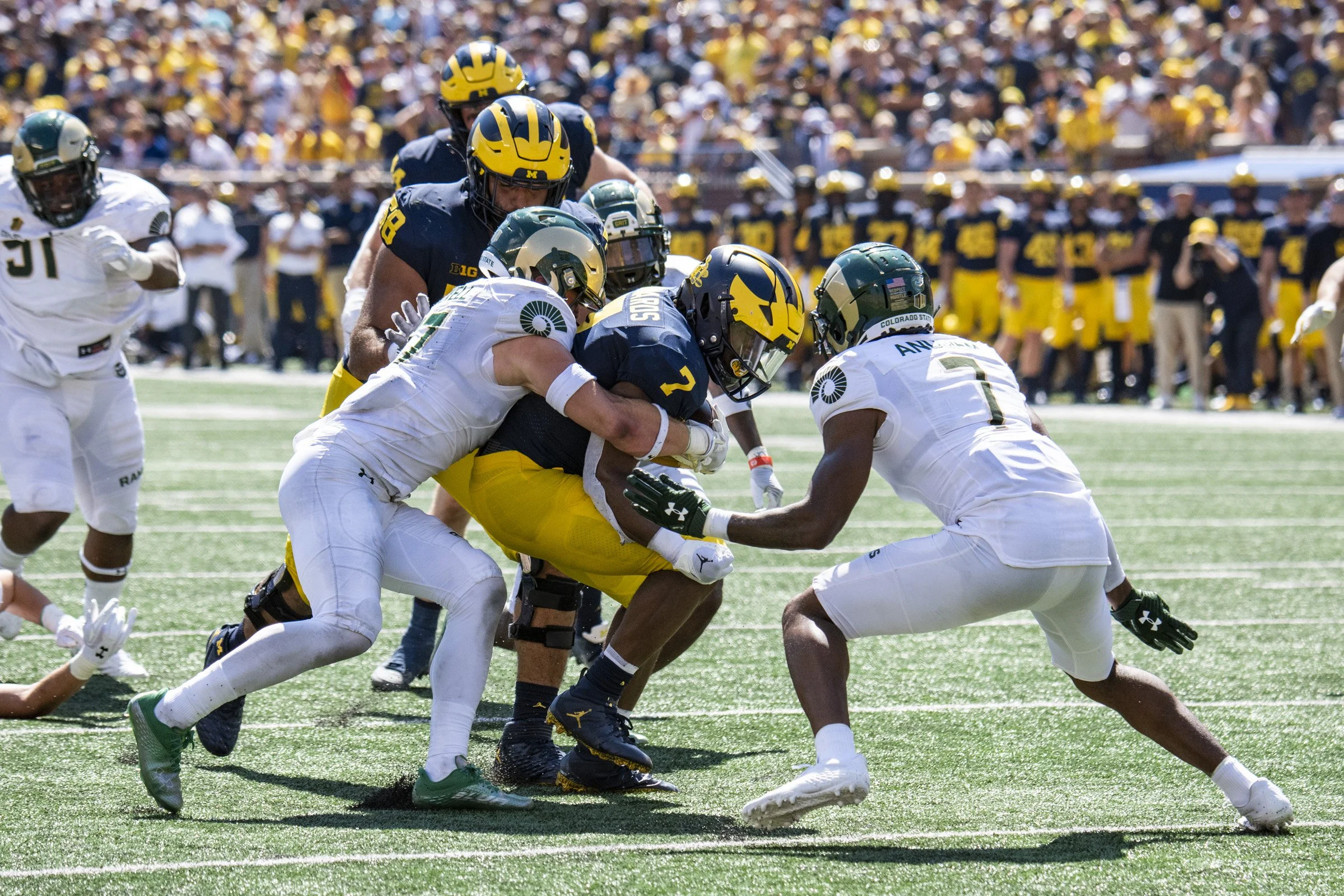 2022 FB_UM vs CSU0081.jpg