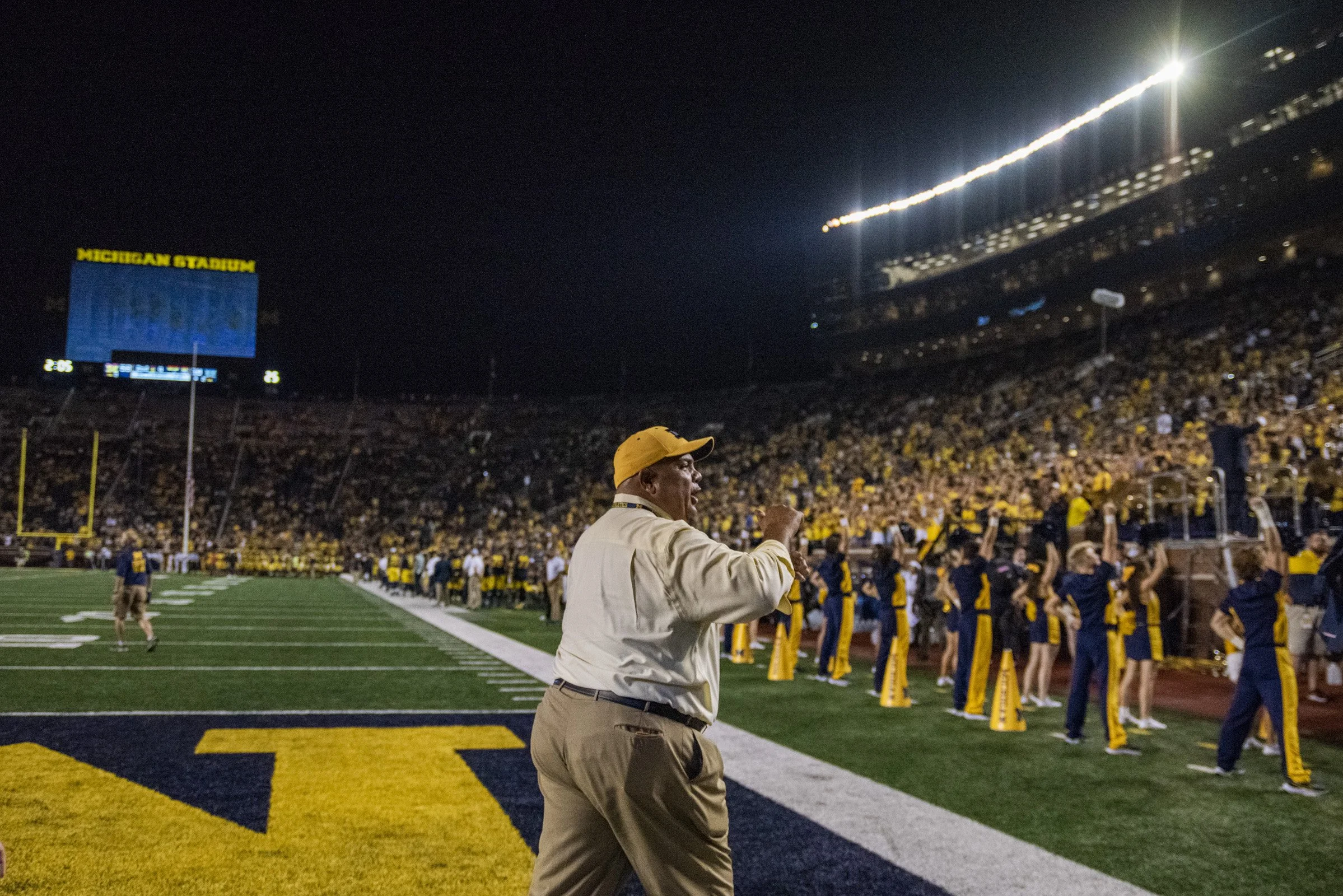 2022 FB_UM vs Hawaii0073.jpg