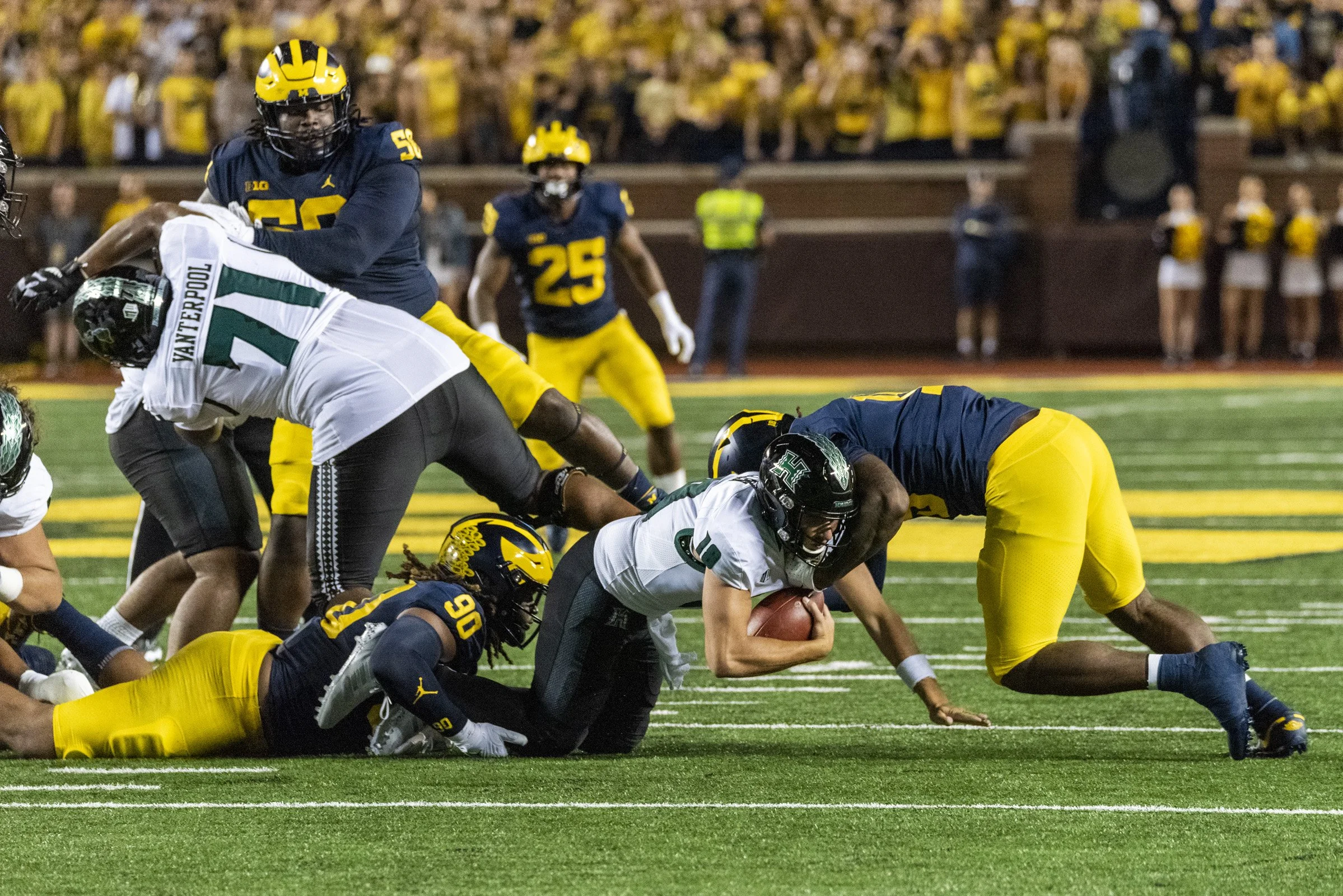 2022 FB_UM vs Hawaii0053.jpg