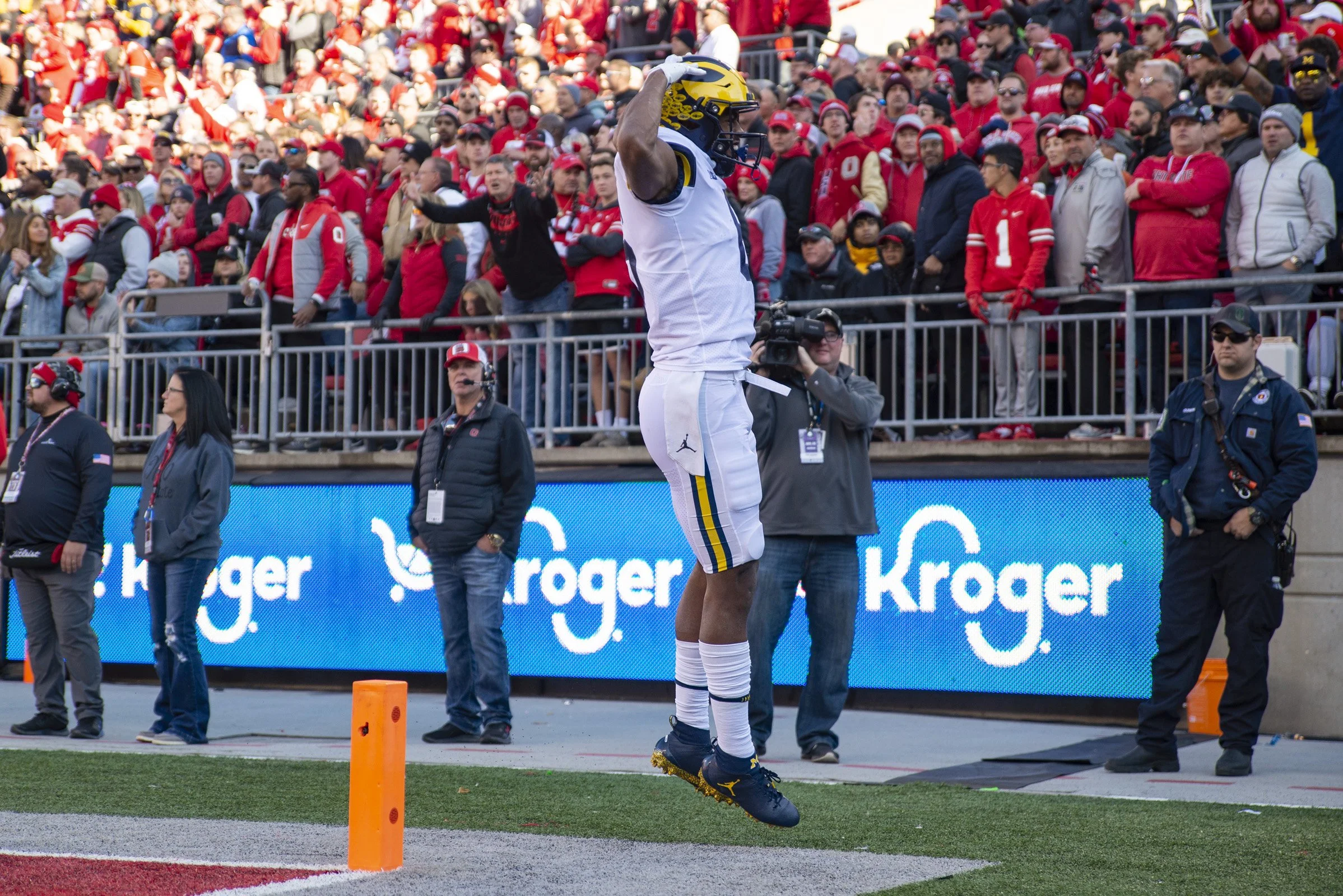 2022_UM vs OSU_0075.jpg