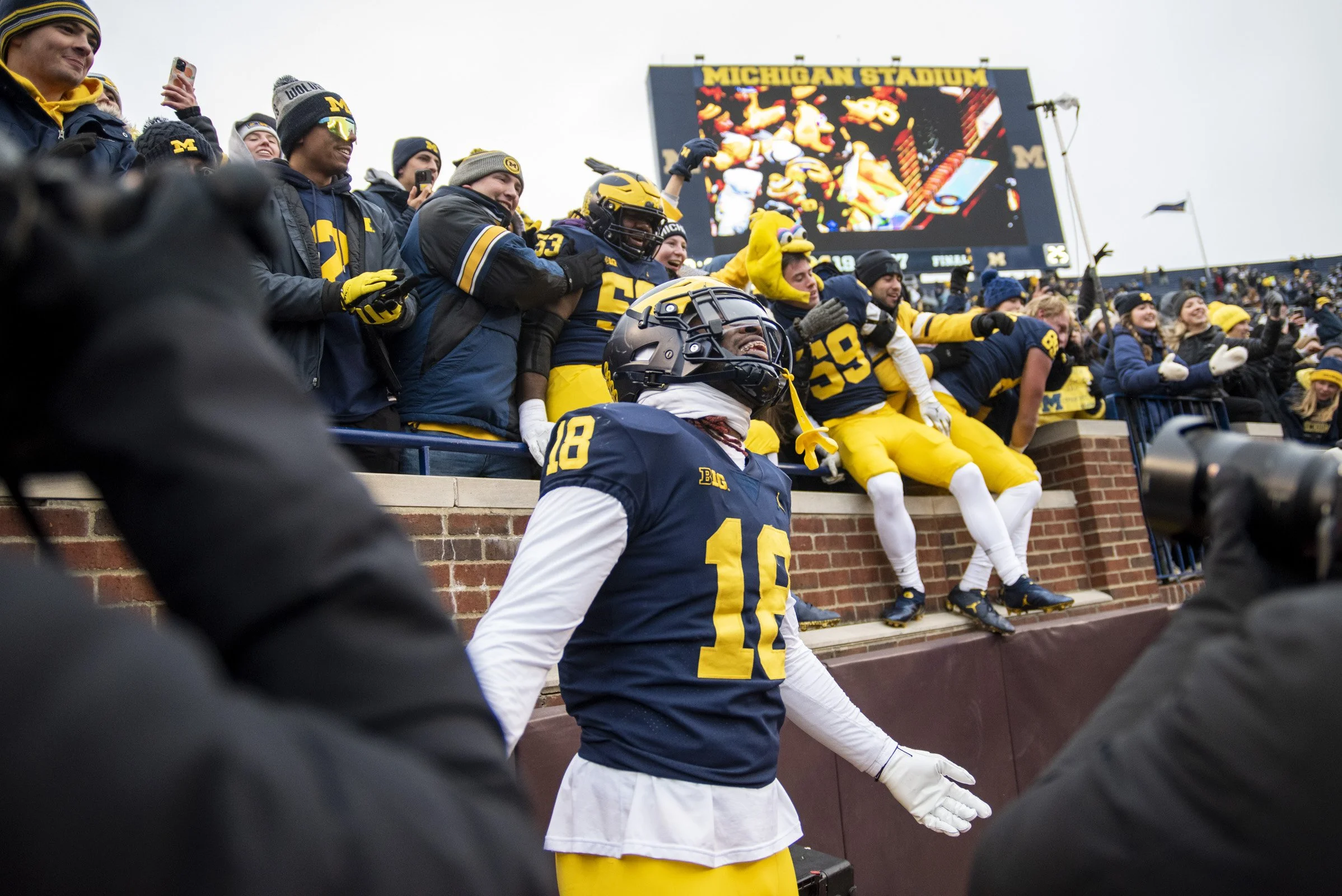 2022_FB vs Illinois_0118.jpg