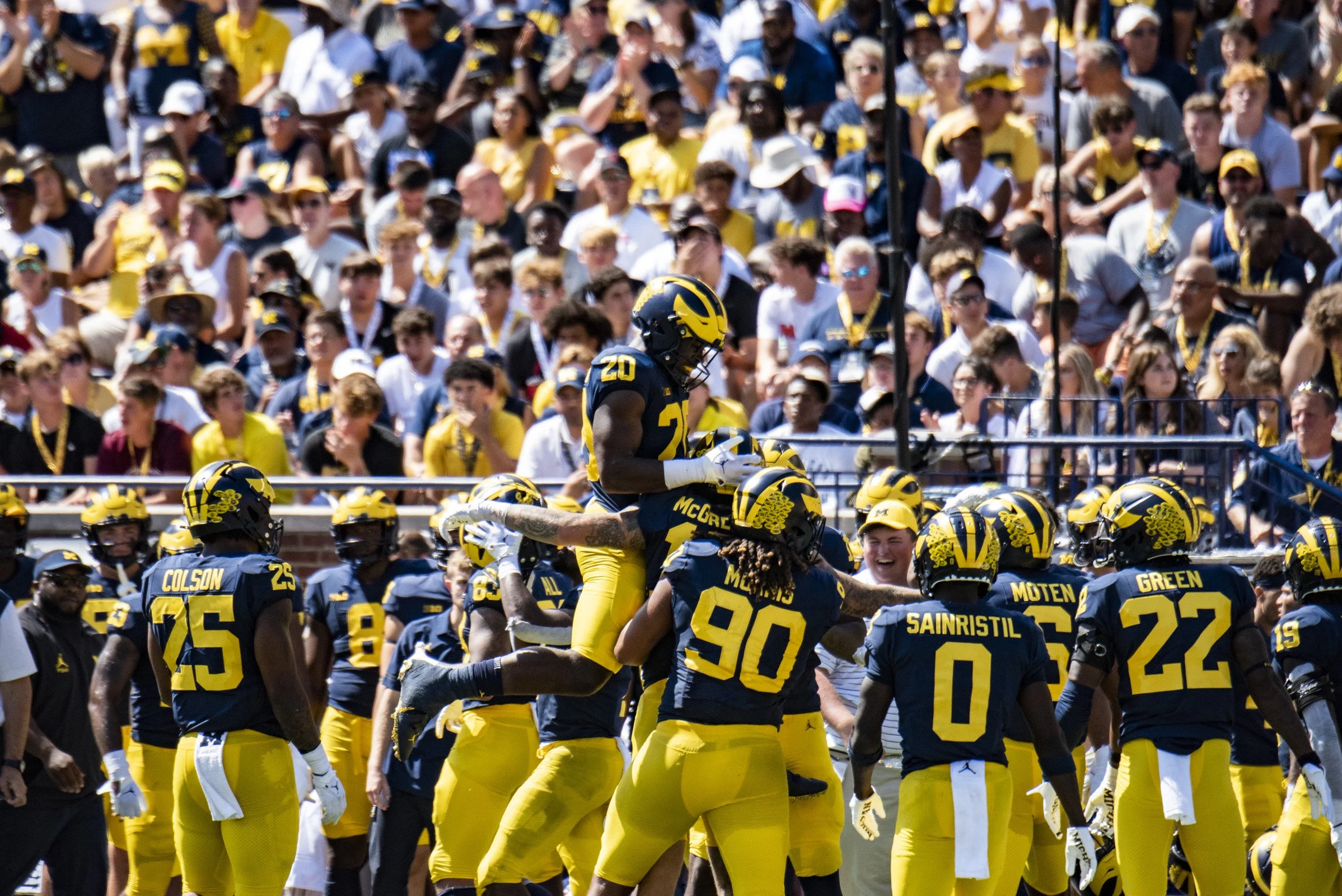 2022 FB_UM vs CSU0059.jpg