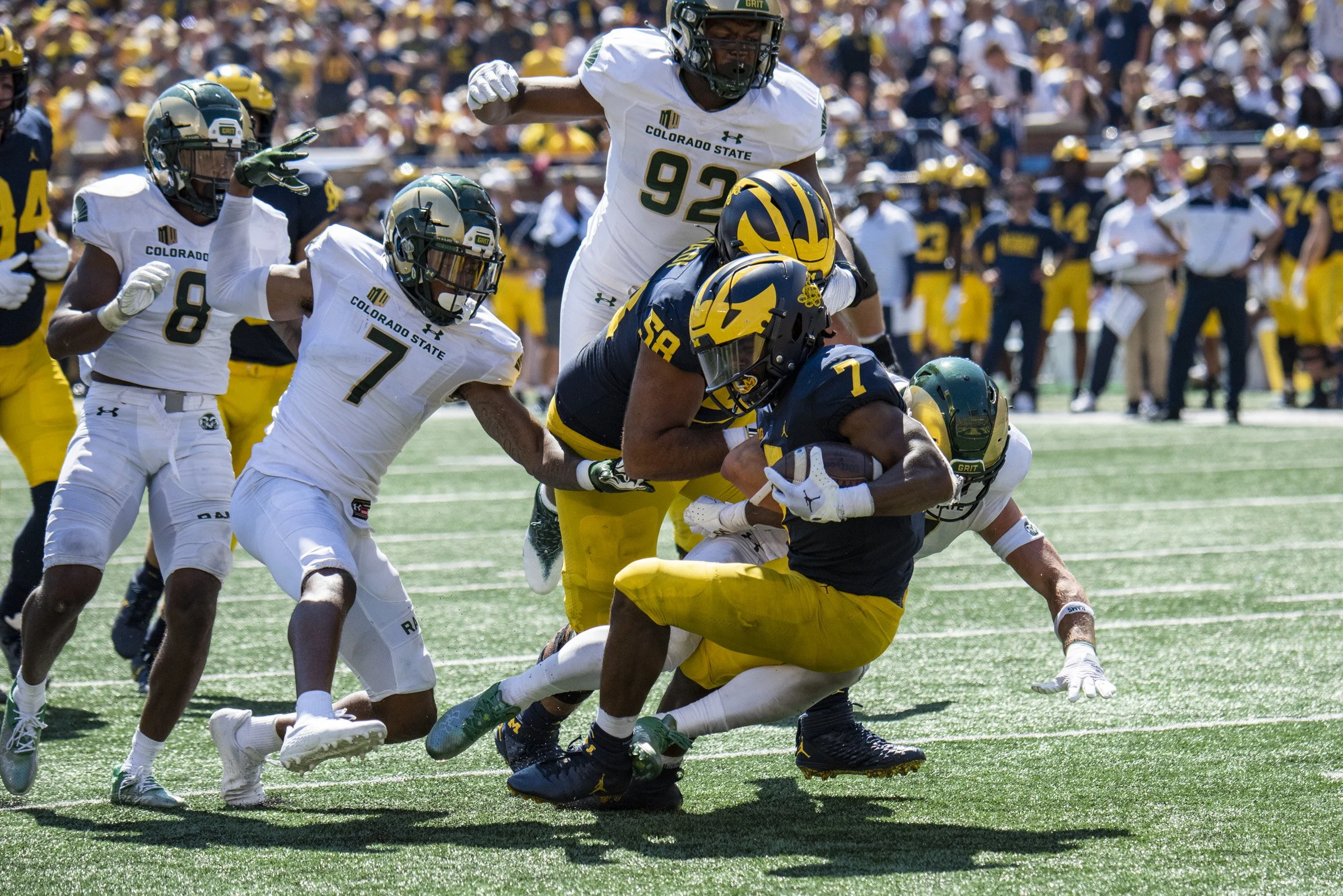 2022 FB_UM vs CSU0084.jpg