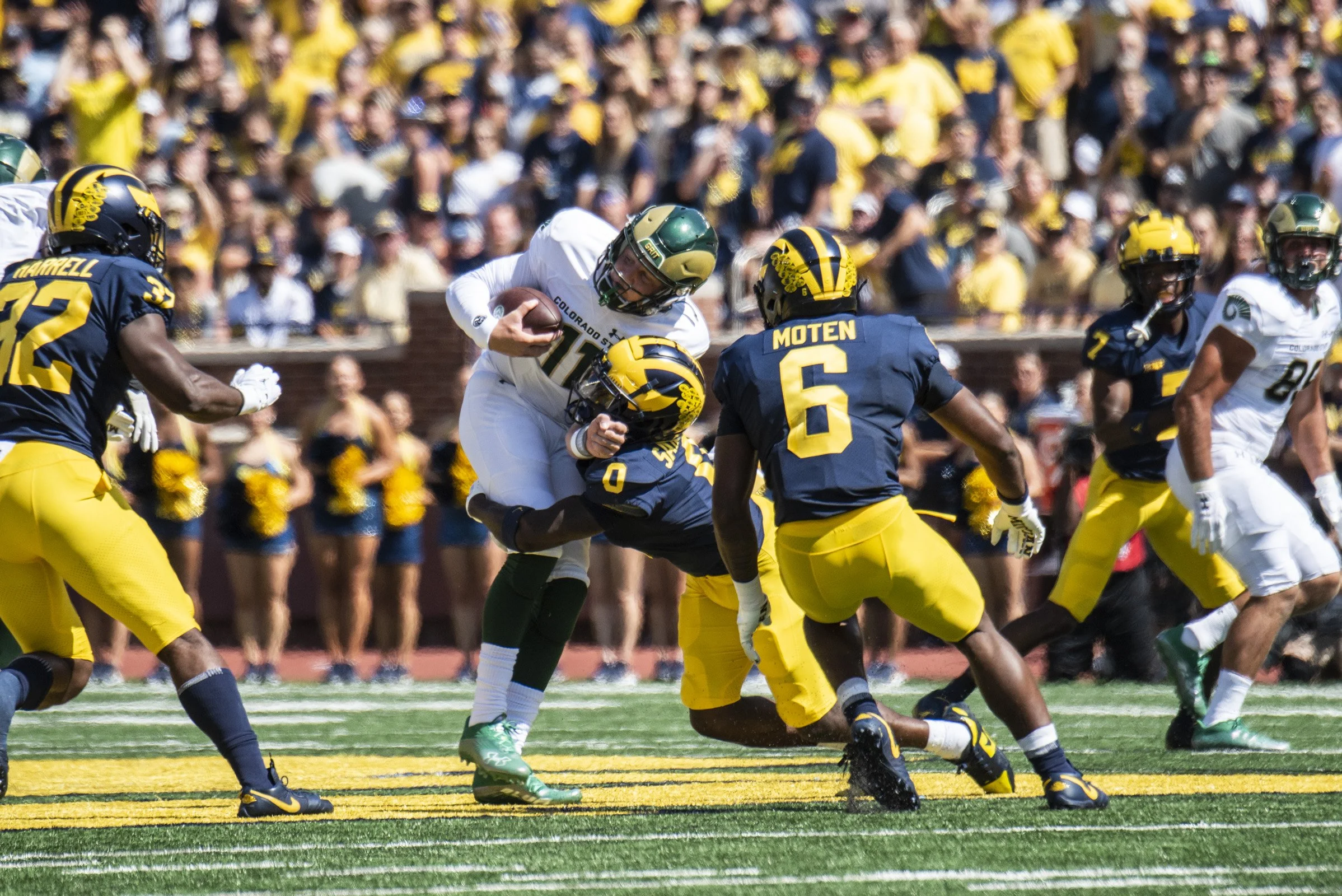 2022 FB_UM vs CSU0018.jpg