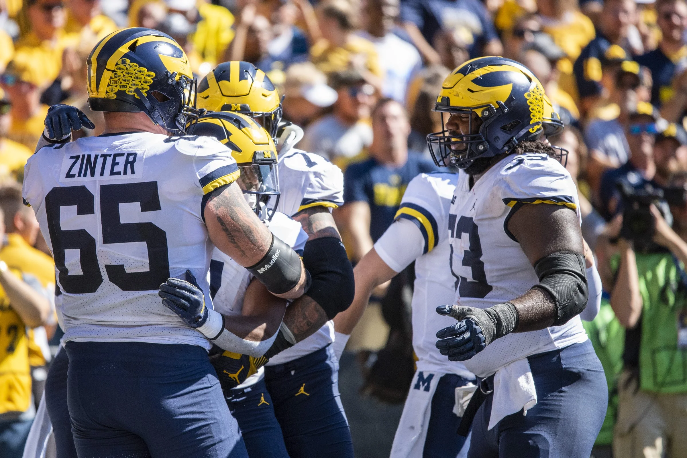 2022 FB_UM vs Iowa066.jpg