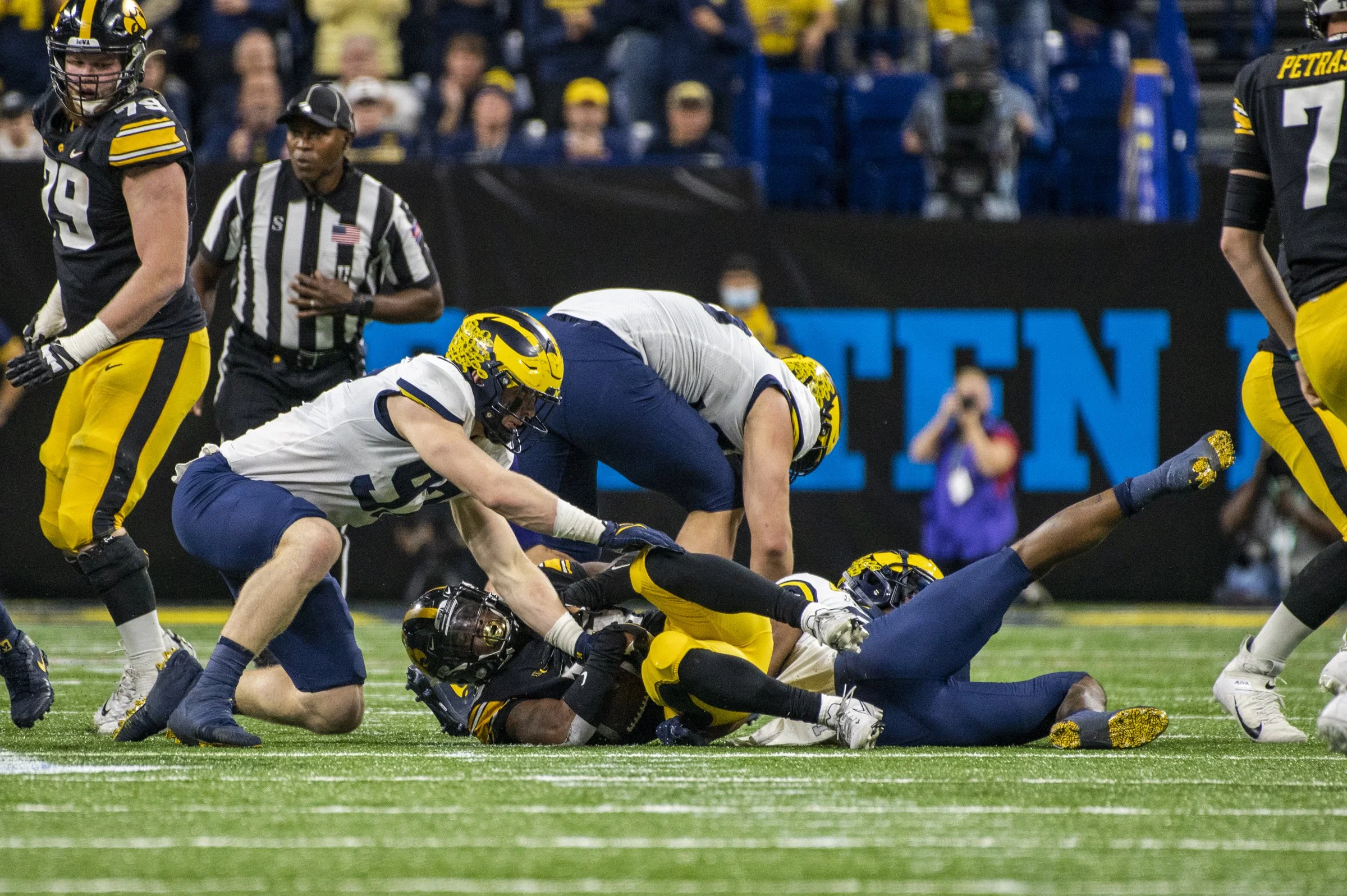 2021.12.04_Big Ten Champ_0106.jpg