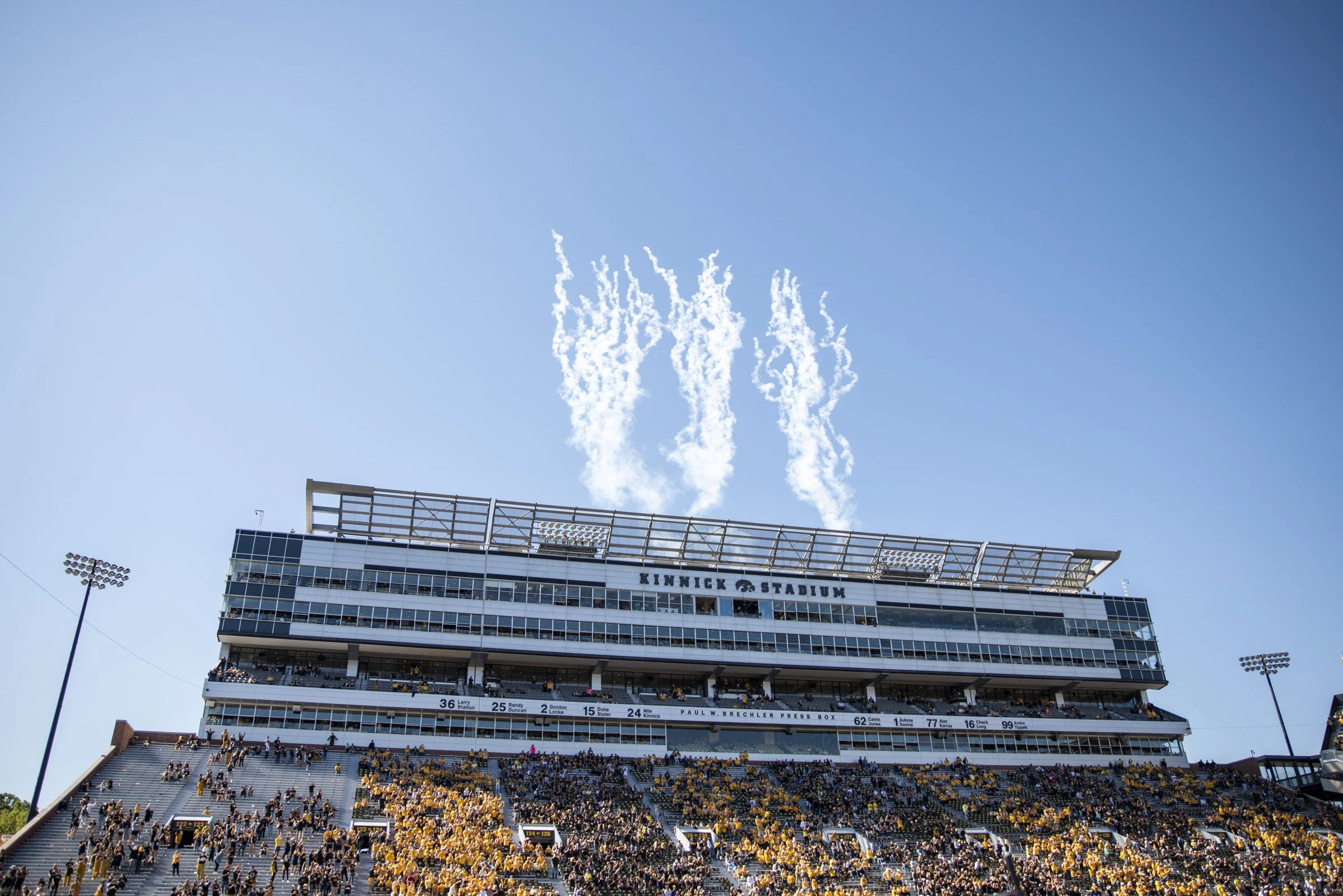 2022 FB_UM vs Iowa086.jpg