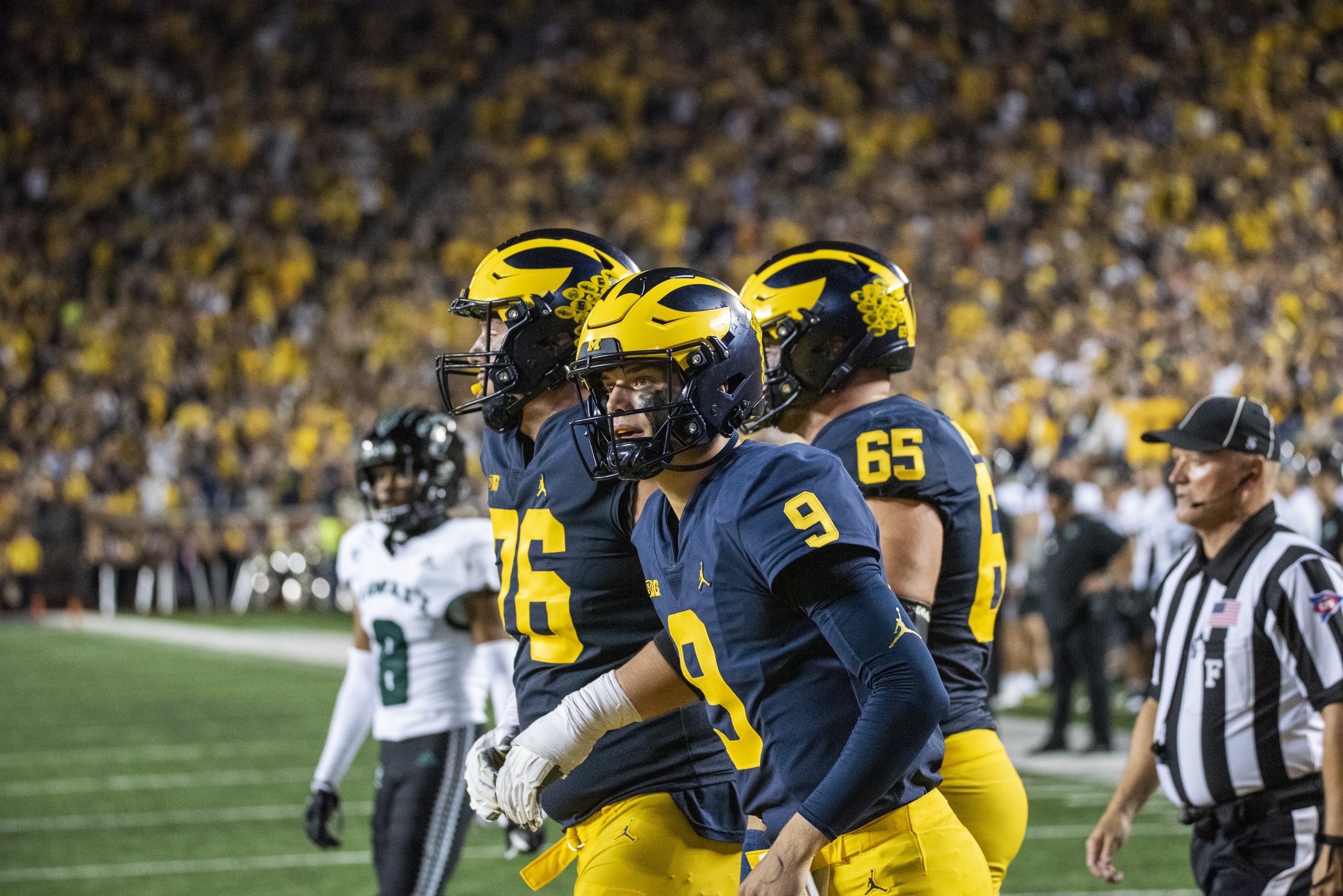 2022 FB_UM vs Hawaii0067.jpg