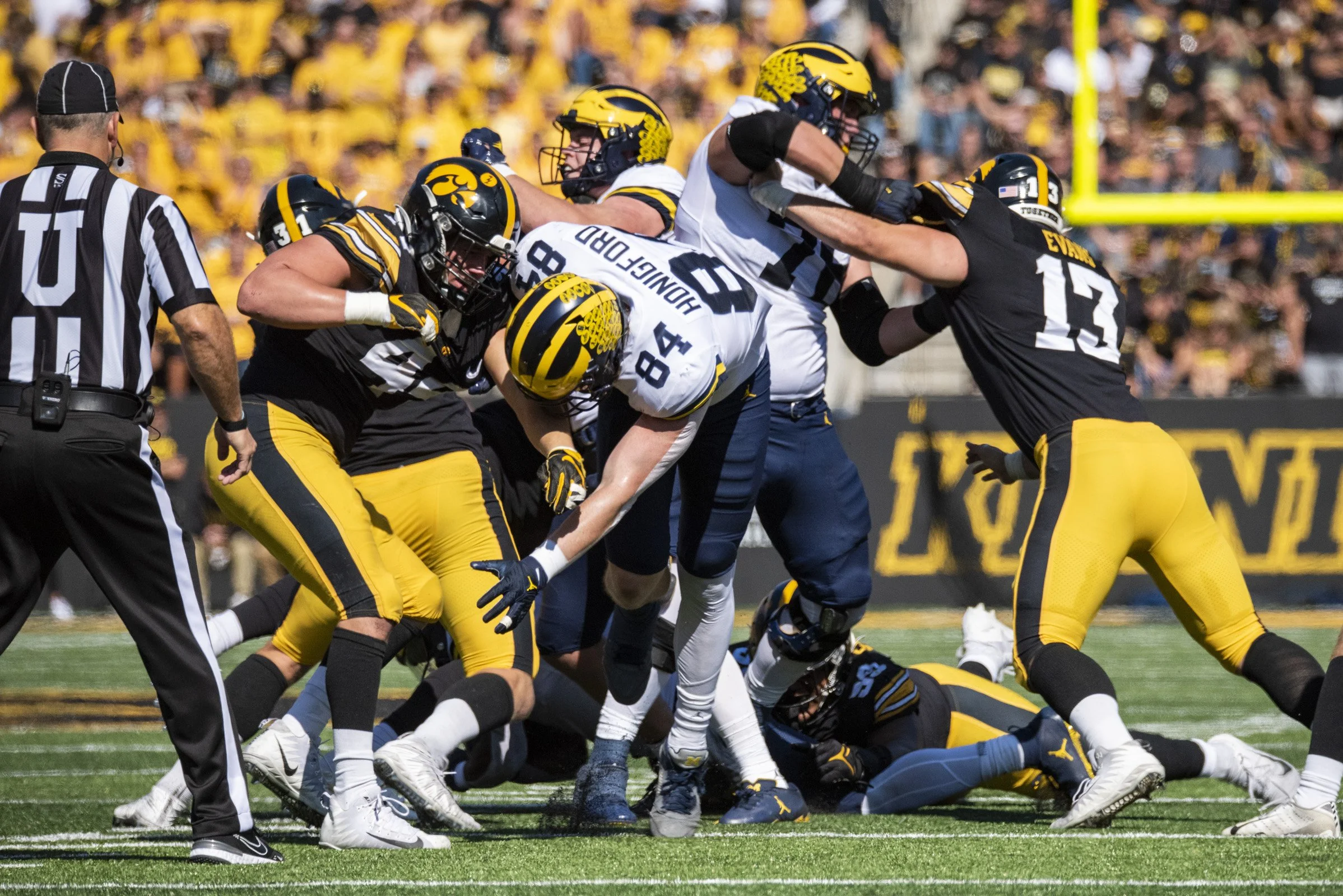 2022 FB_UM vs Iowa037.jpg