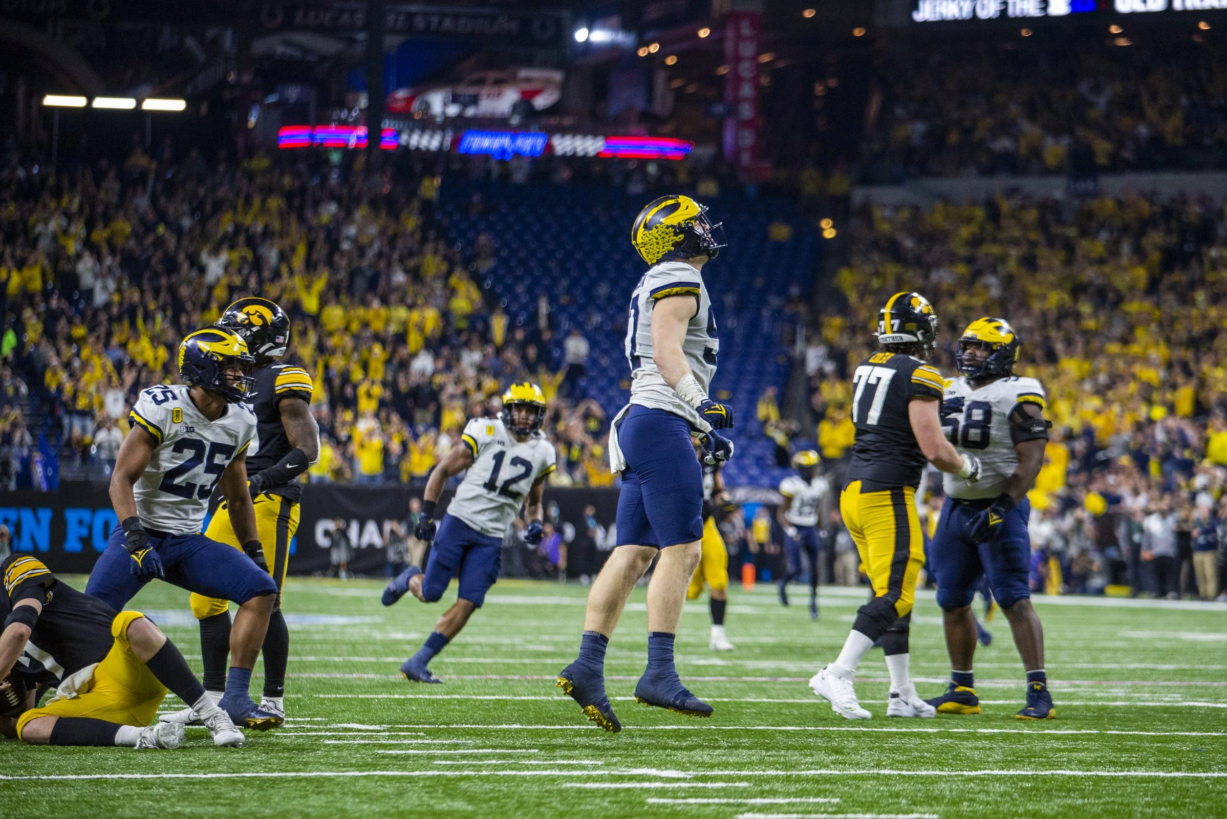 2021.12.04_Big Ten Champ_0052.jpg