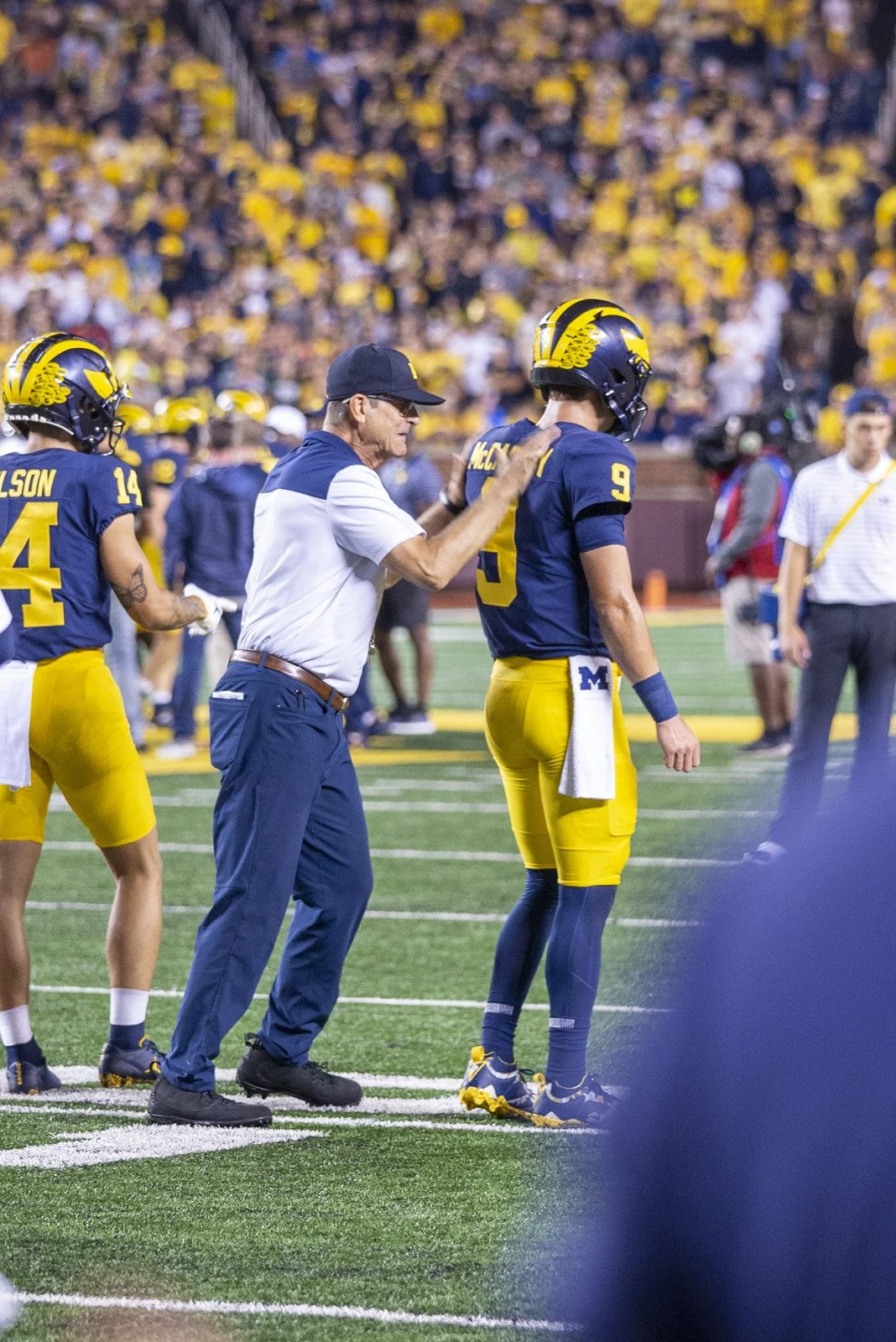 2022 FB_UM vs Hawaii0003.jpg