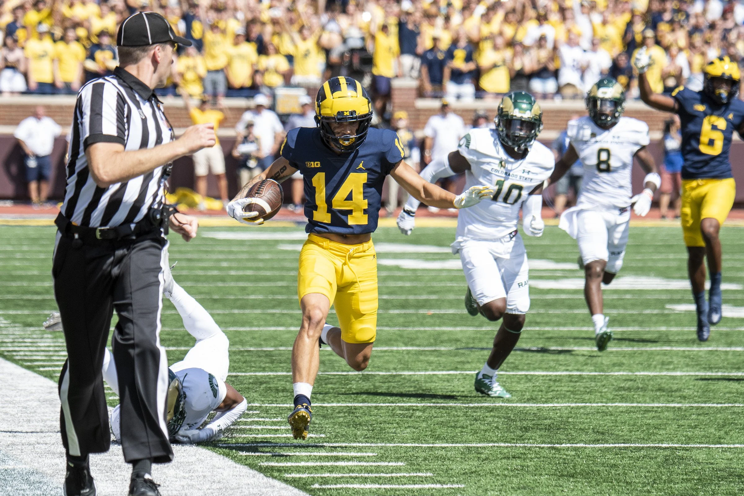 2022 FB_UM vs CSU0019.jpg