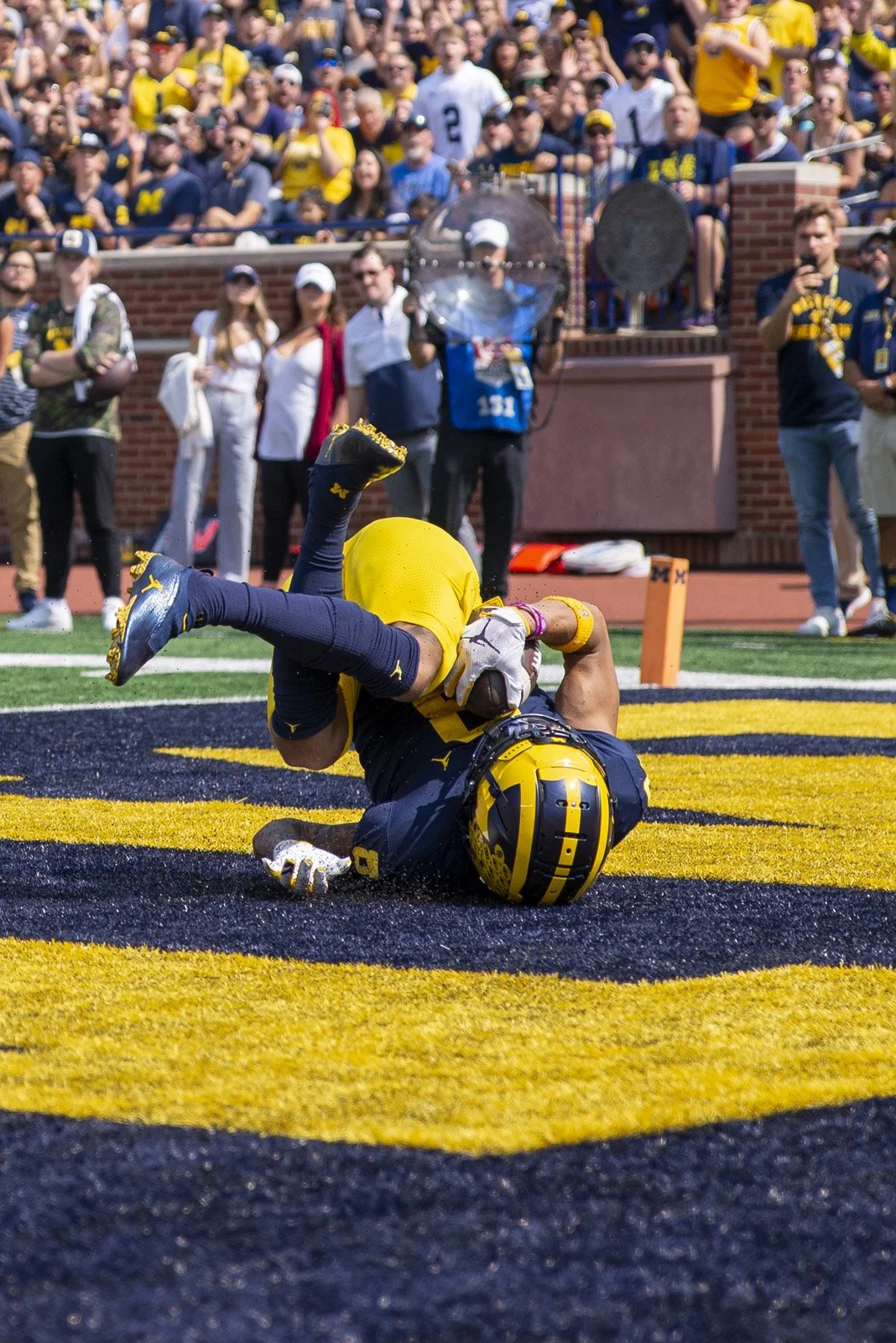 2022 FB_UM vs UCONN066.jpg