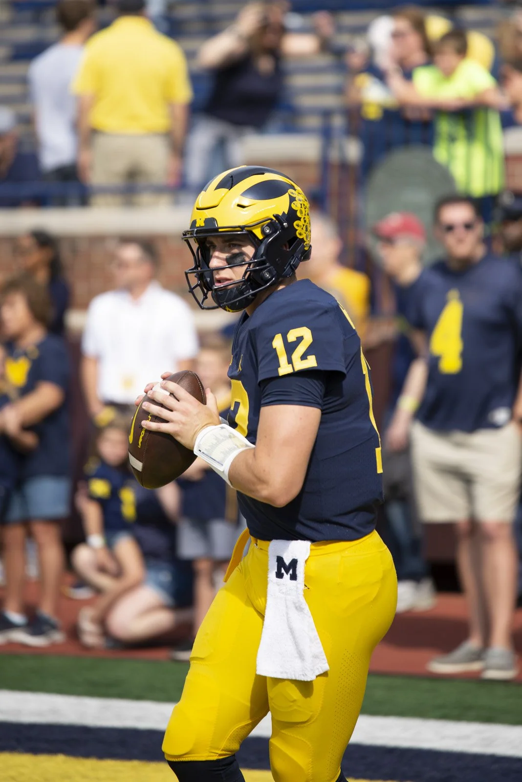 2022 FB_UM vs UCONN016.jpg