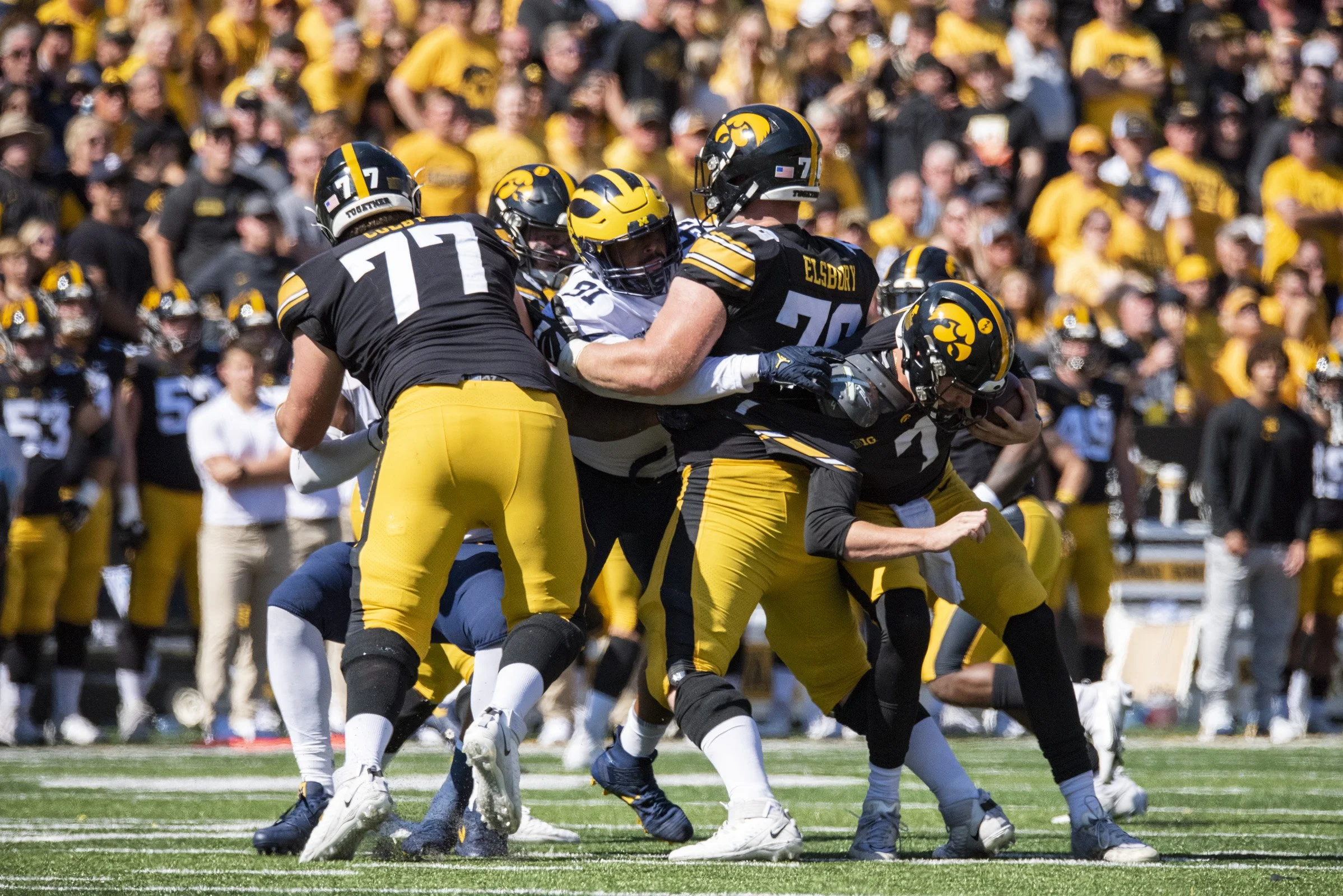 2022 FB_UM vs Iowa074.jpg