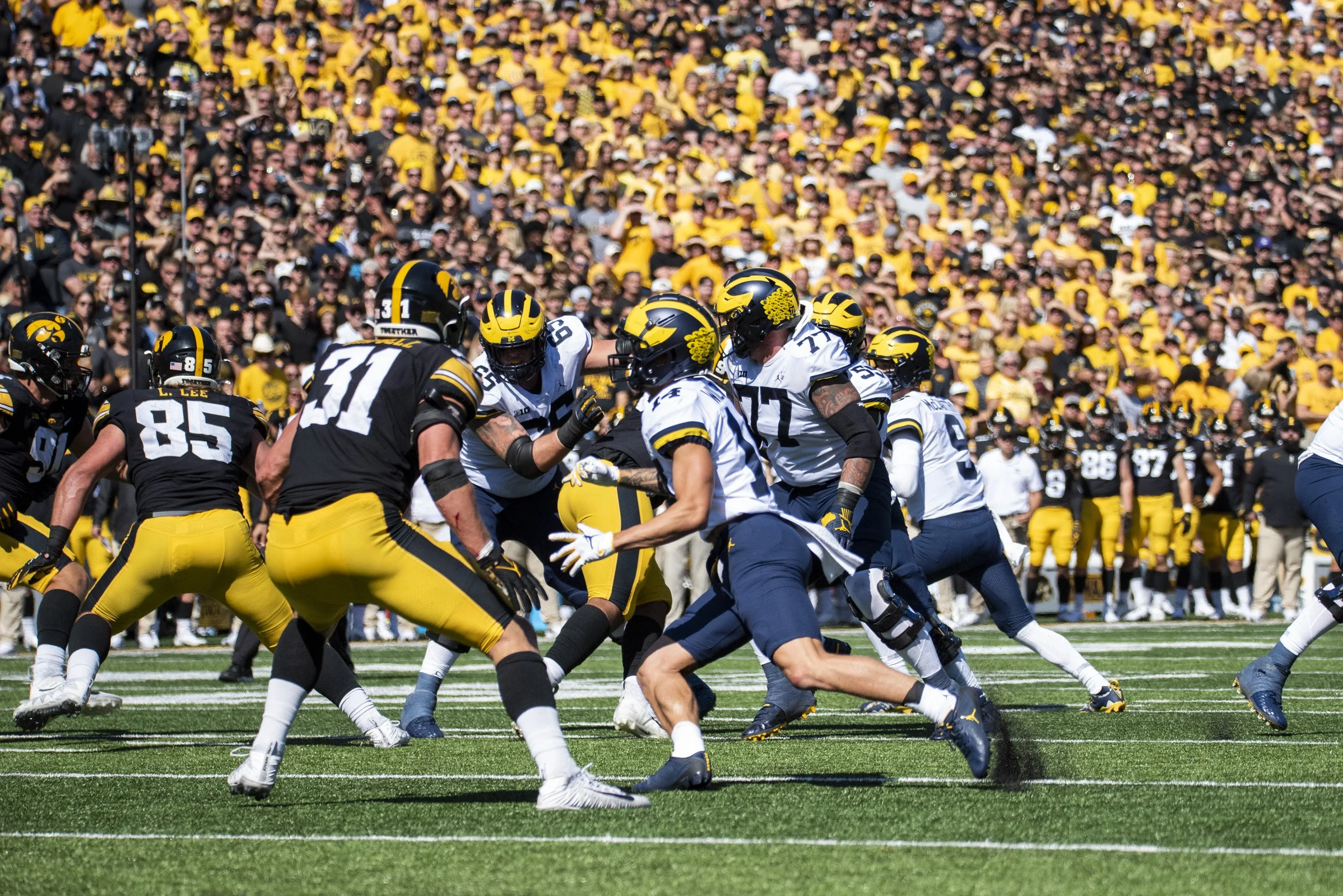 2022 FB_UM vs Iowa056.jpg