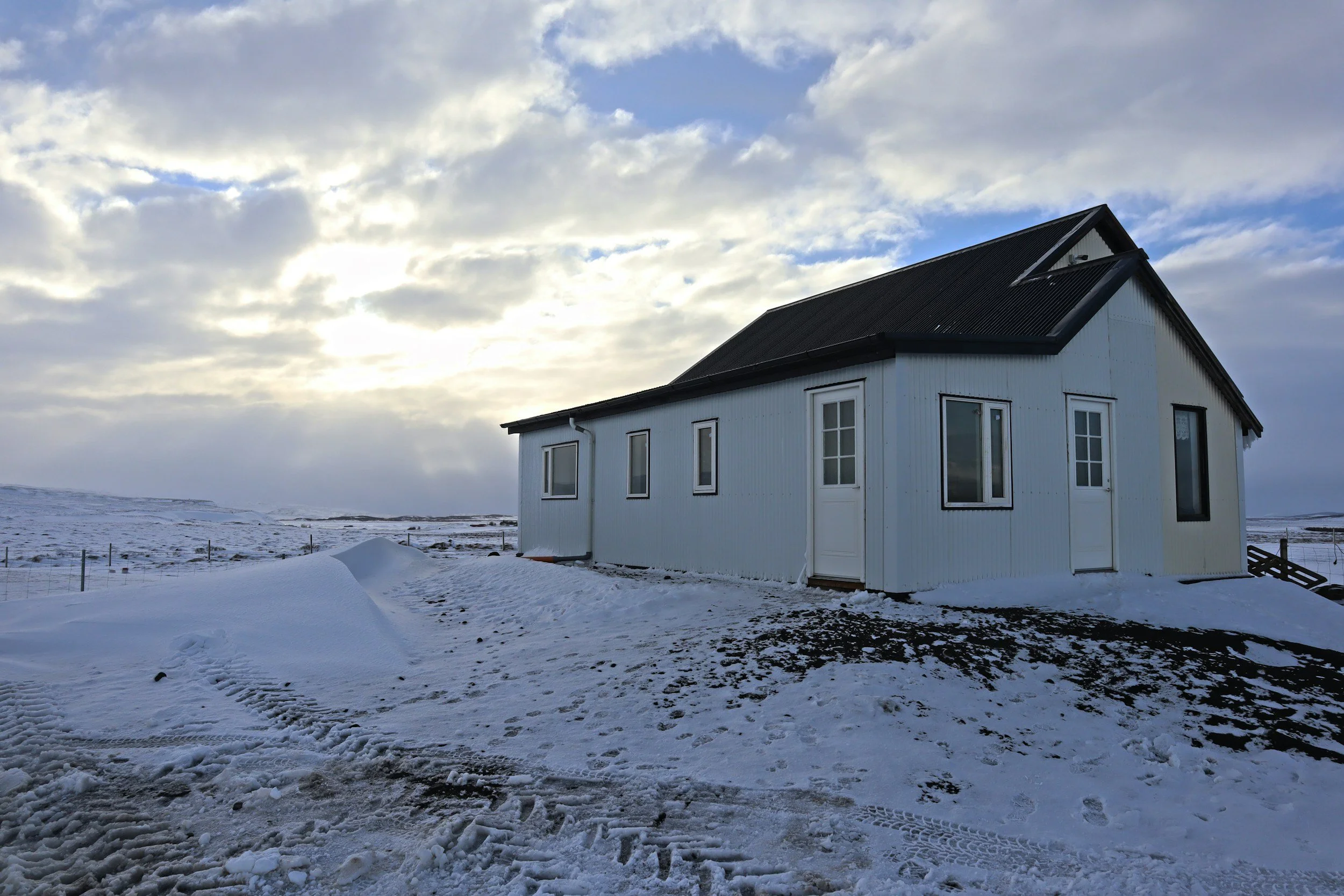 Essential Considerations When You’re Hosting in the Middle of Nowhere