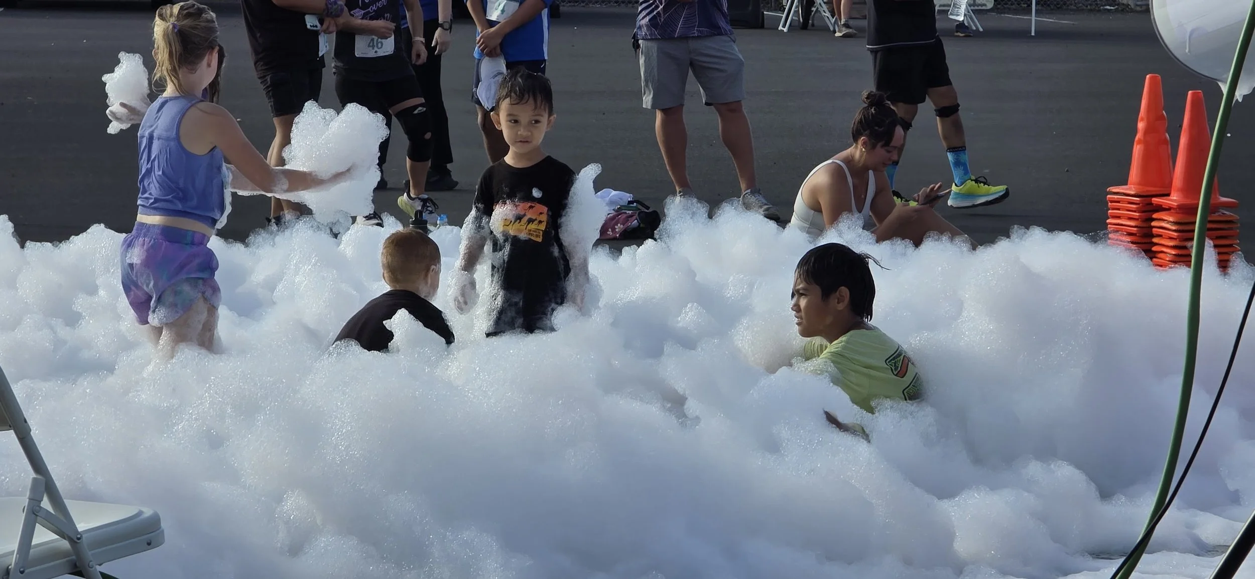 20260110_HOST park 5k wellnes fair - bubble foam.jpg