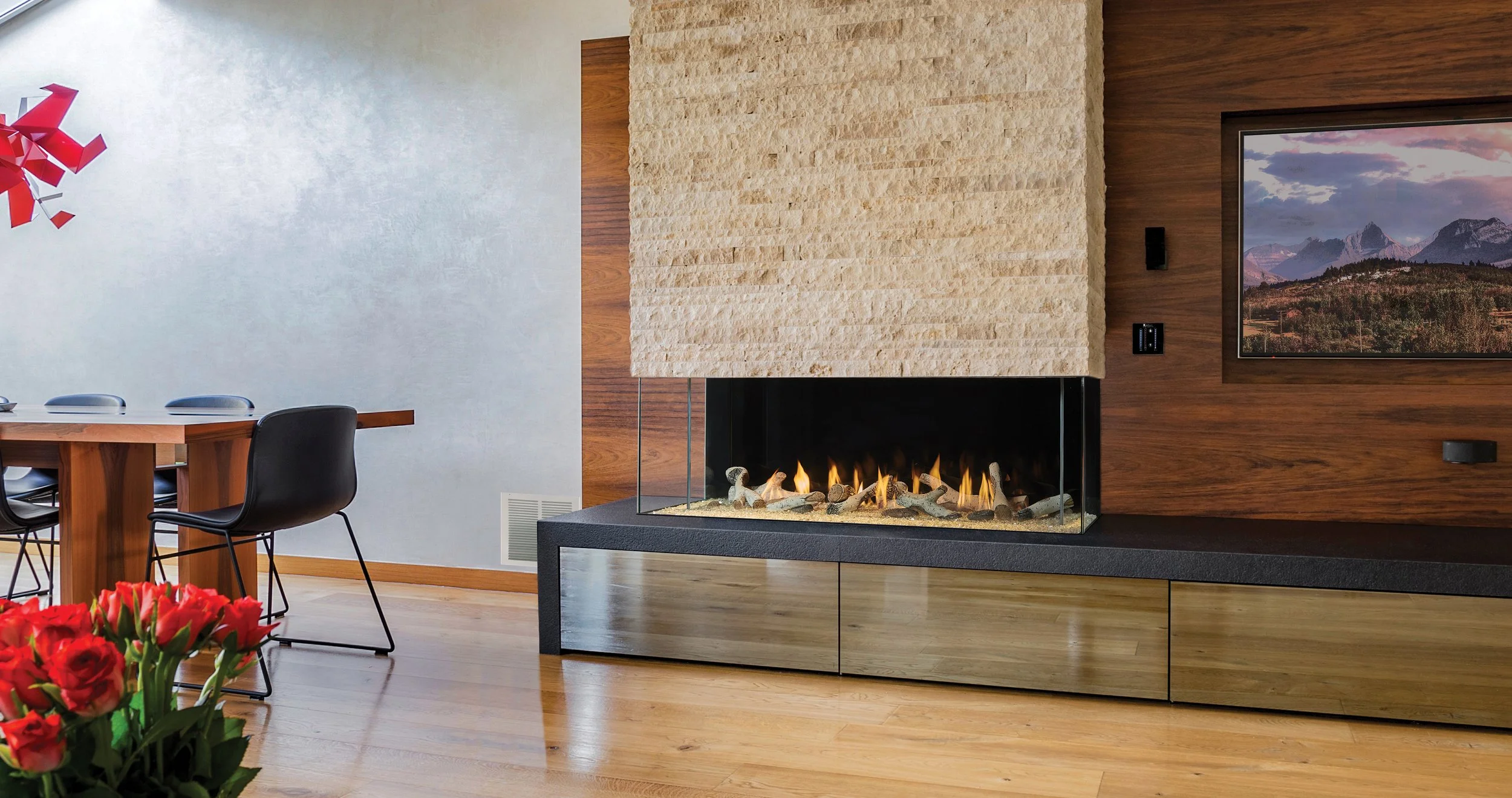 Bay DaVinci Firenze gas fireplace in modern living space