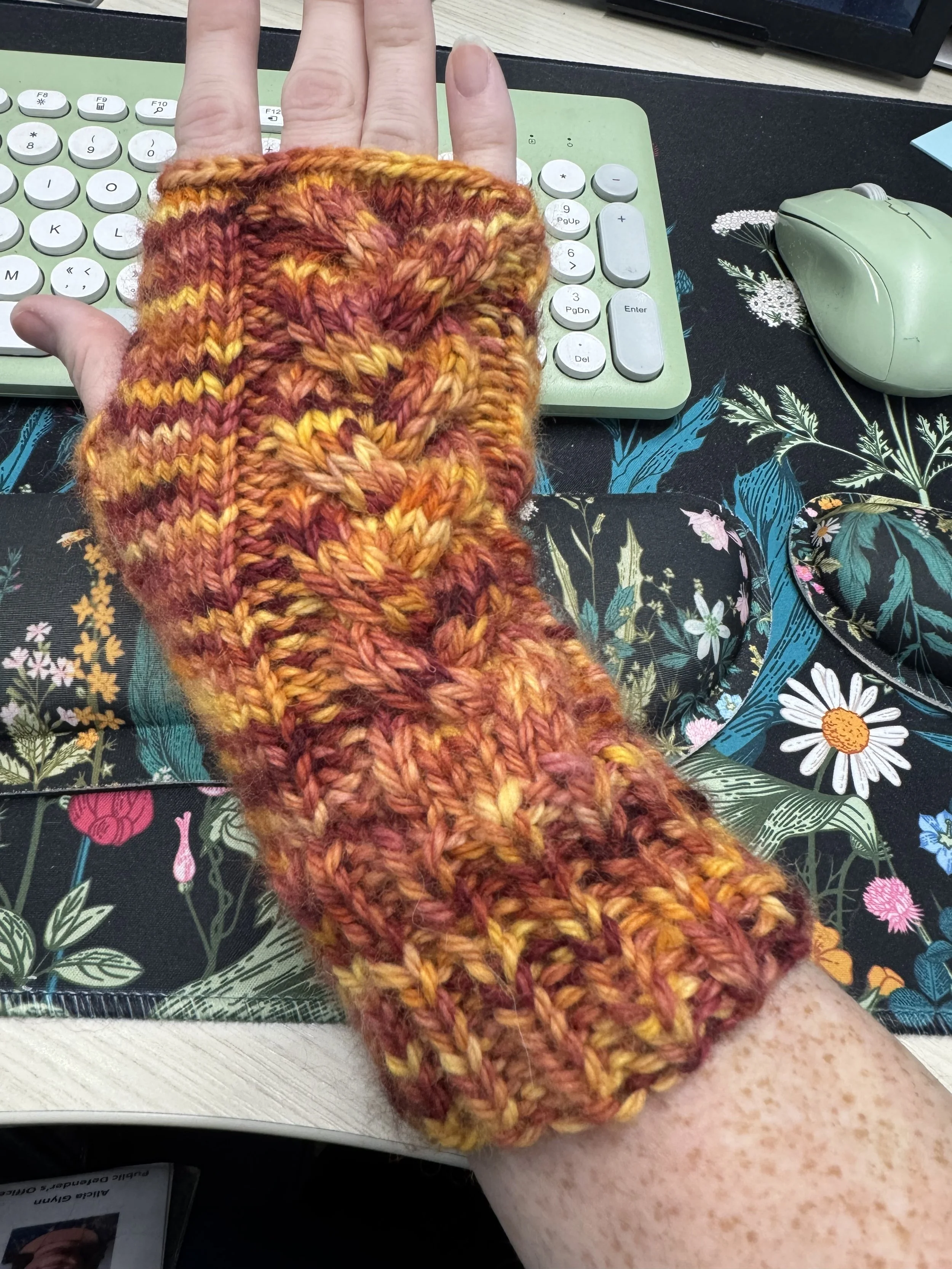 Knit cabled fingerless gloves